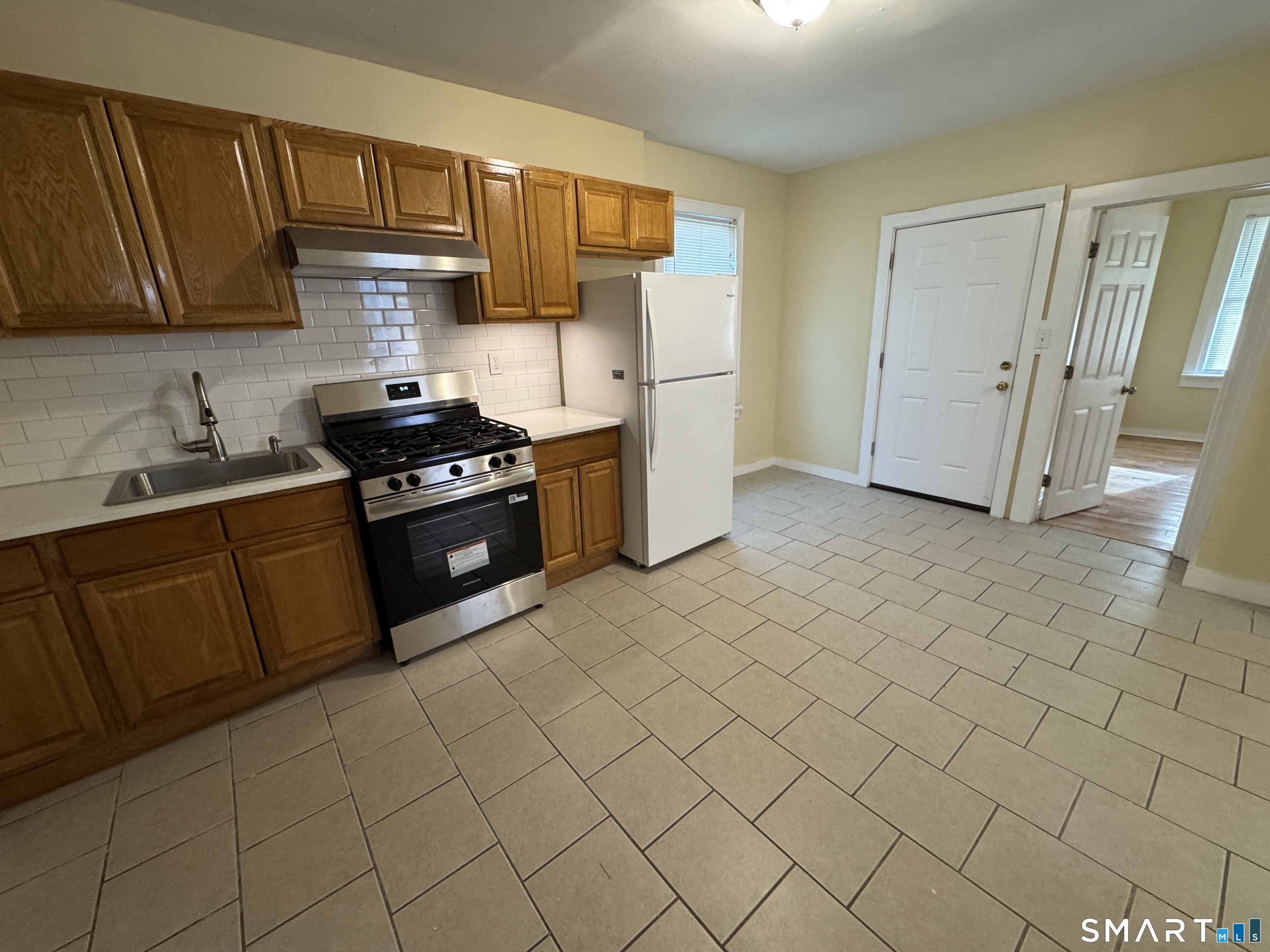 33 Stevens Street Unit #1st Fl photo 2