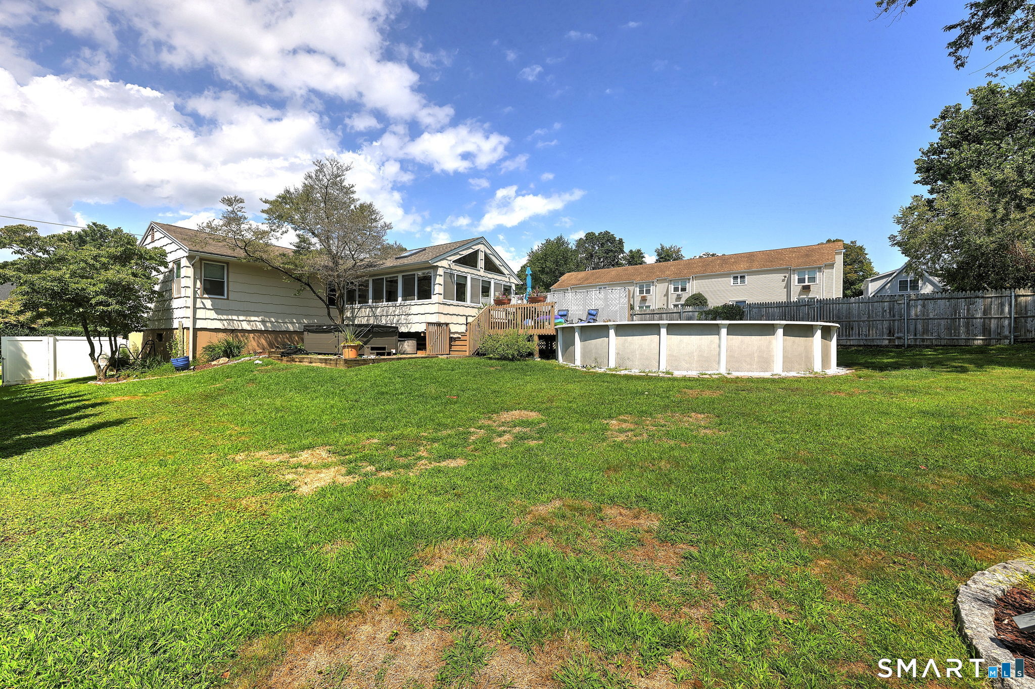 91 Hill Street photo 34