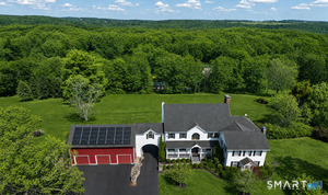 109 Long Meadow Hill, Brookfield