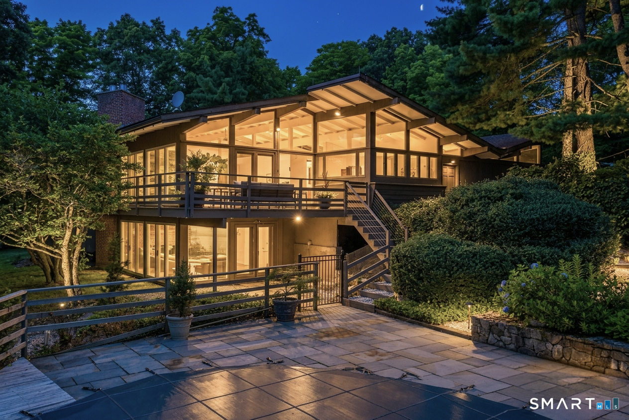 62 Wells Hill Road, Weston, Connecticut 06883