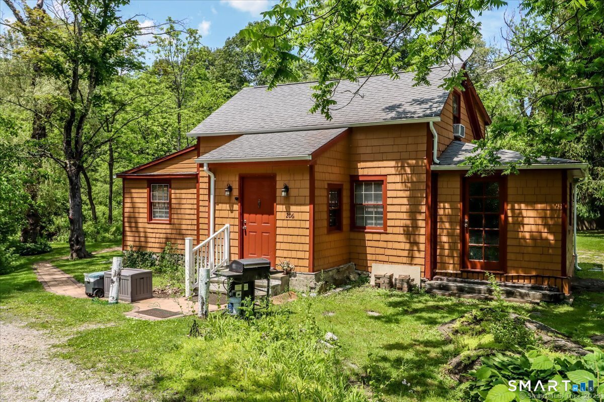206 Litchfield Turnpike