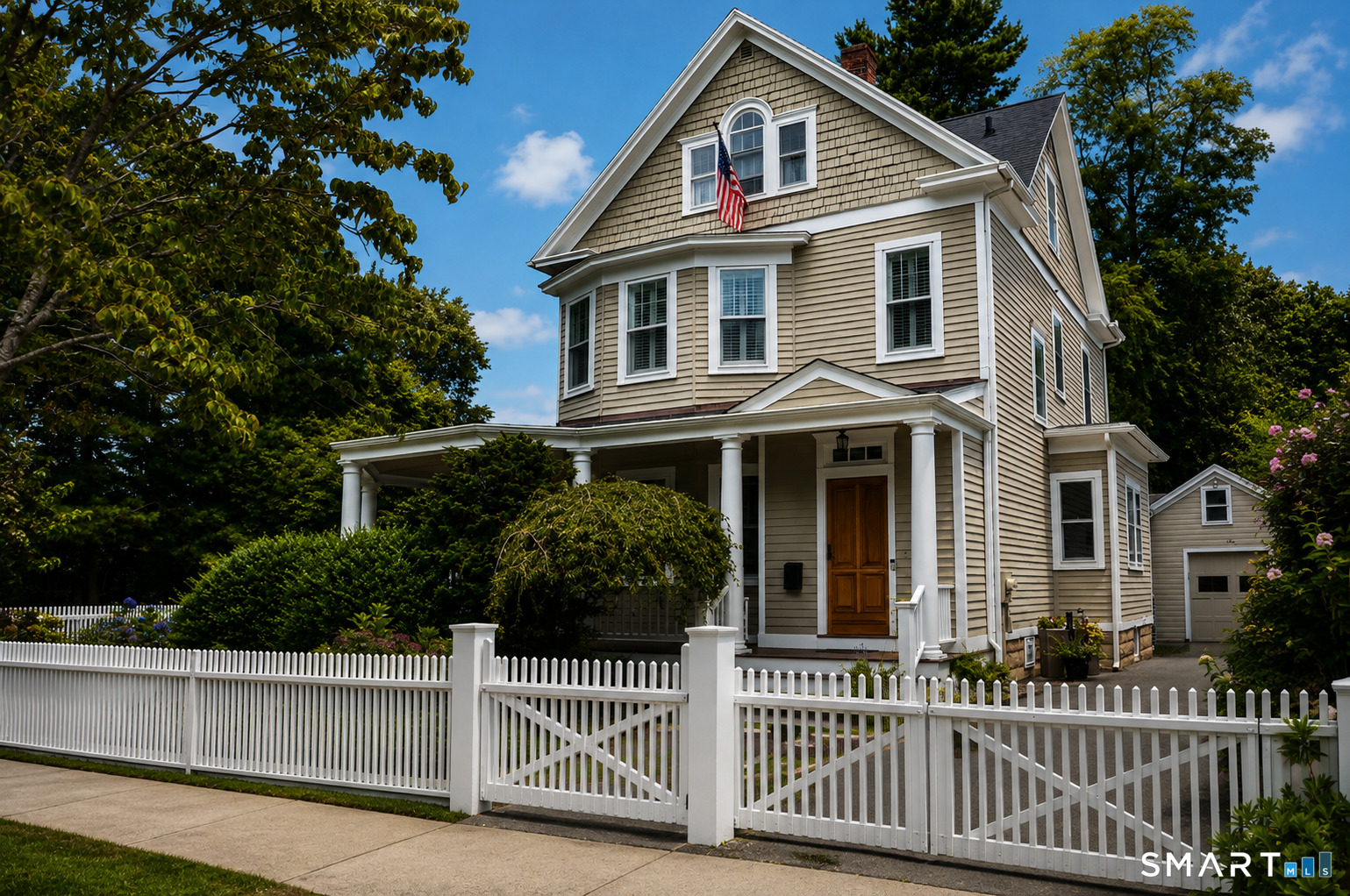 239 Beach Road, Fairfield, Connecticut 06824