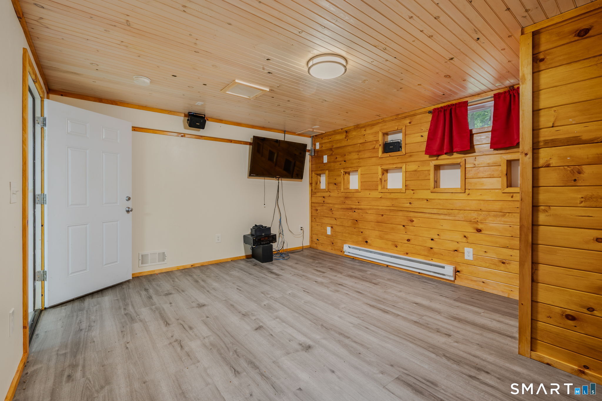 203 Doyle Road photo 18