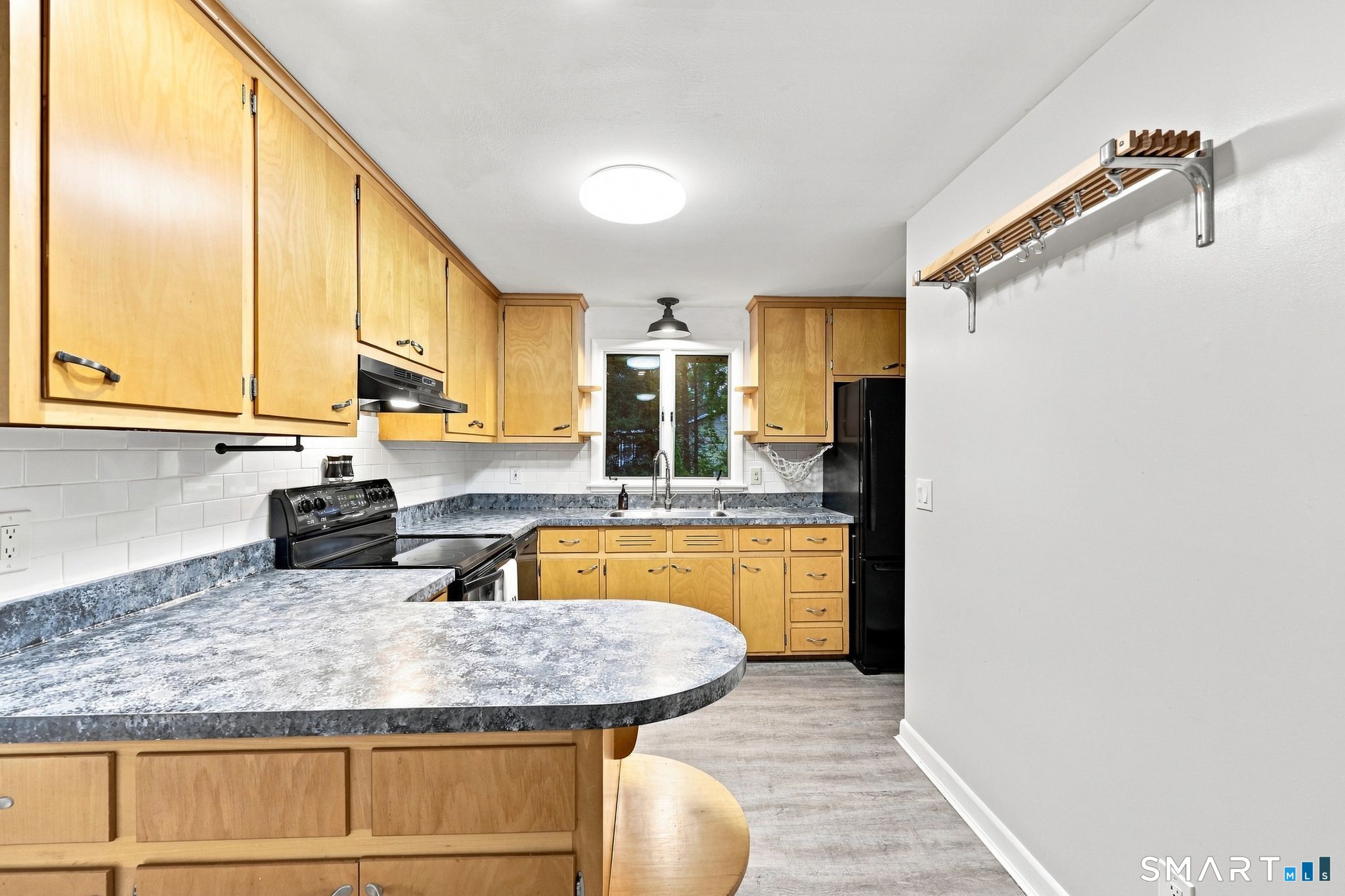 399 Foster Road photo 11