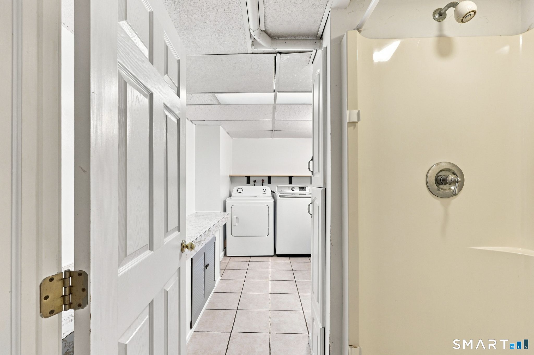 399 Foster Road photo 28