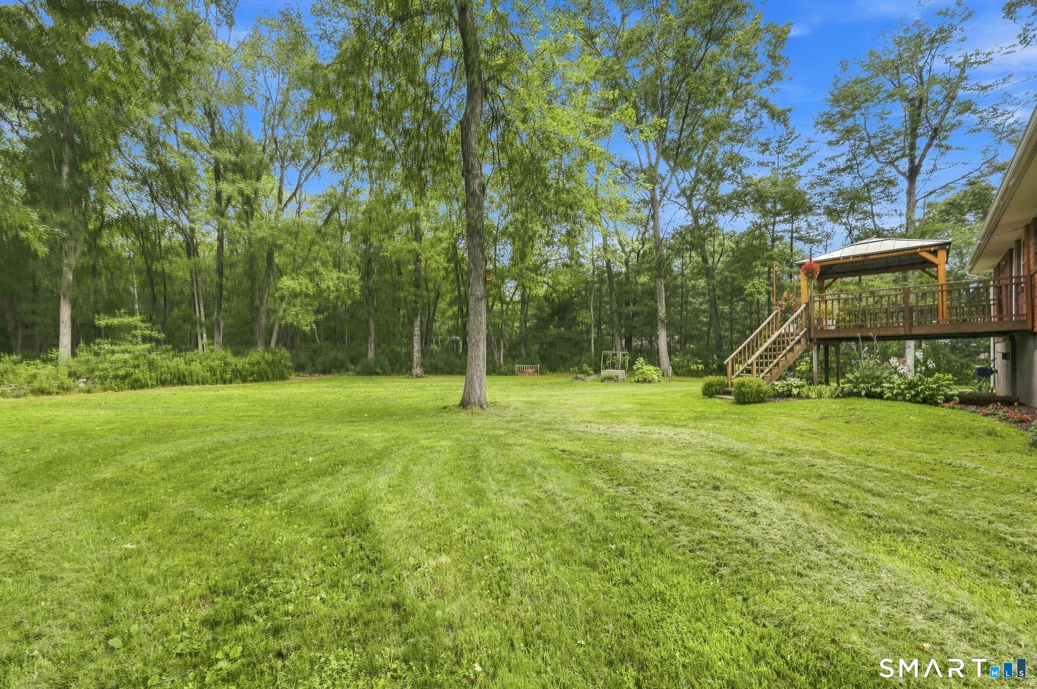 399 Foster Road photo 30