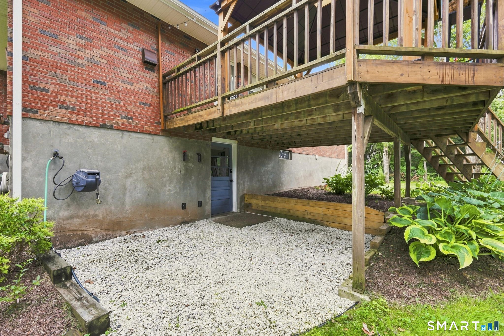 399 Foster Road photo 34