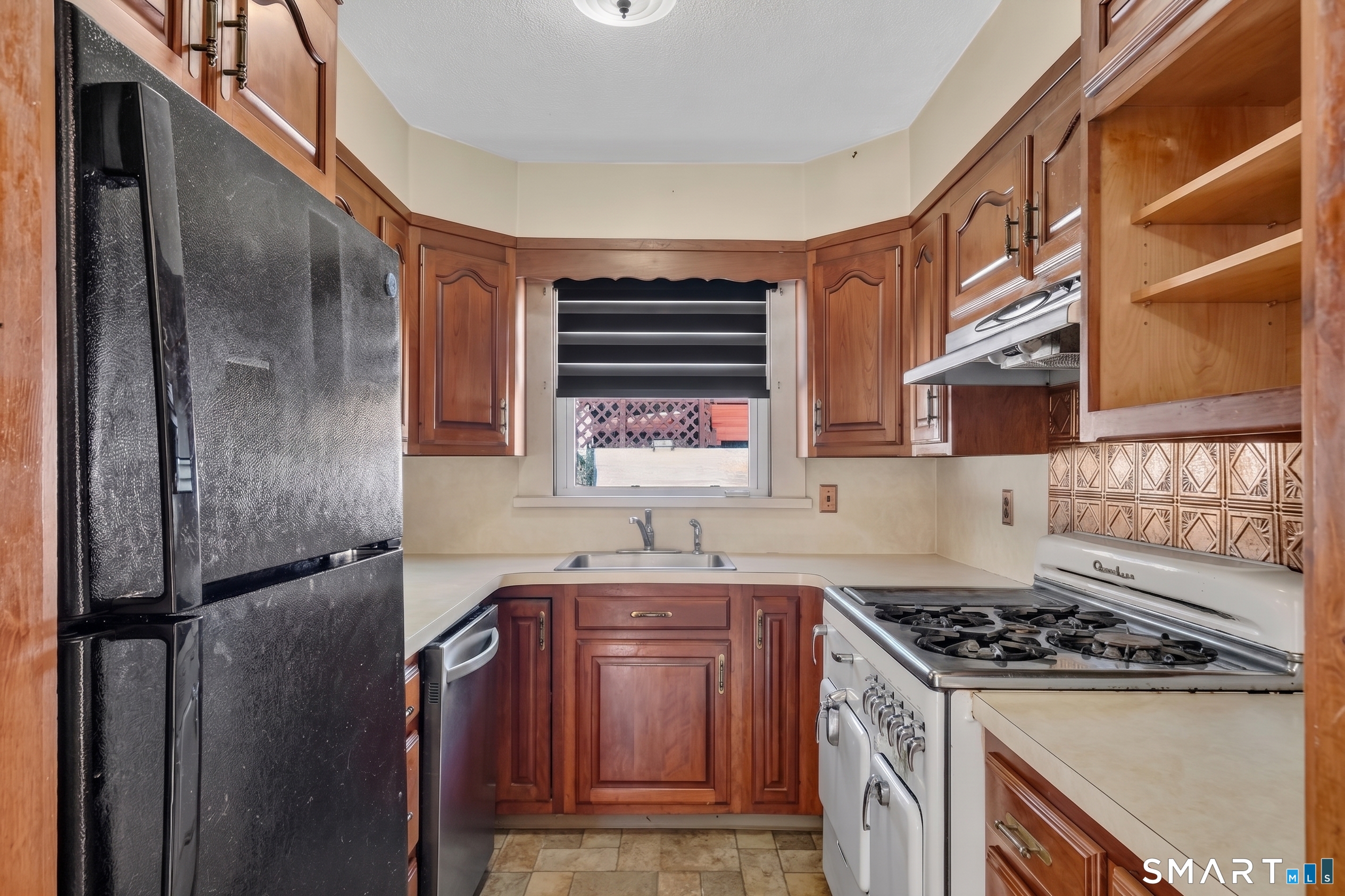 941 Lyman Avenue photo 6