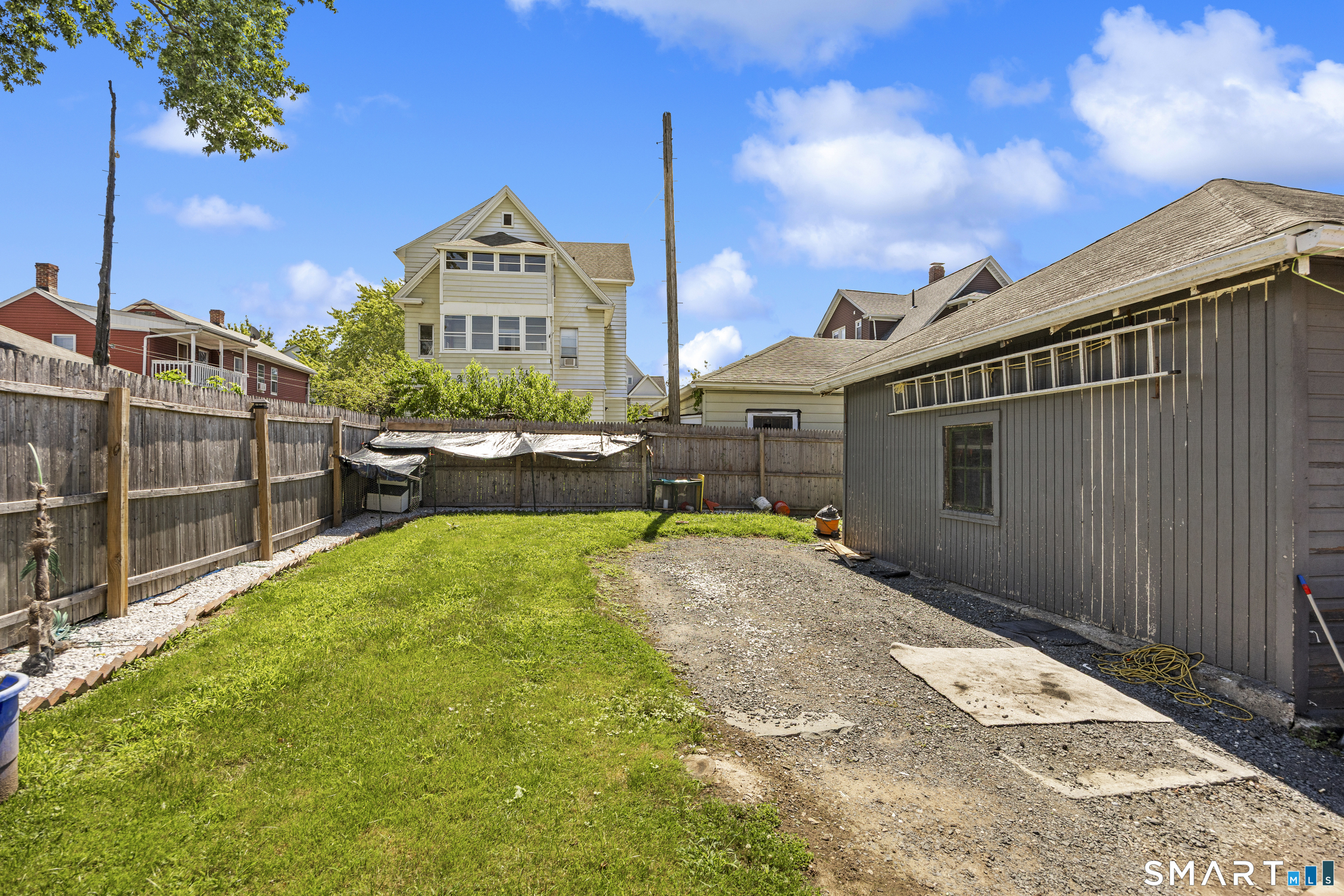 26th image of 37 Preston St, Hartford, CT 06114 | MLS# 24188533