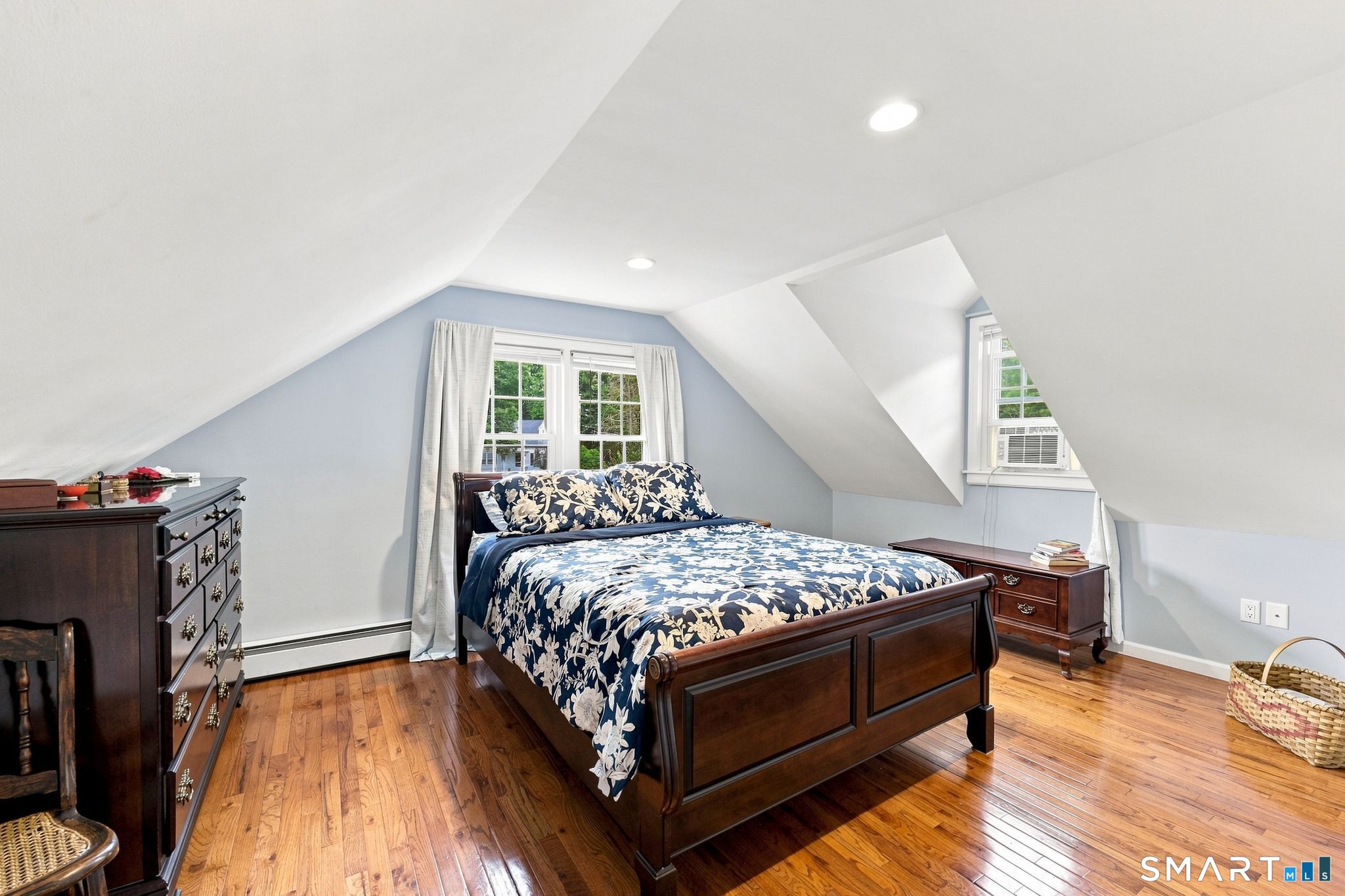 103 Bolton Street photo 28