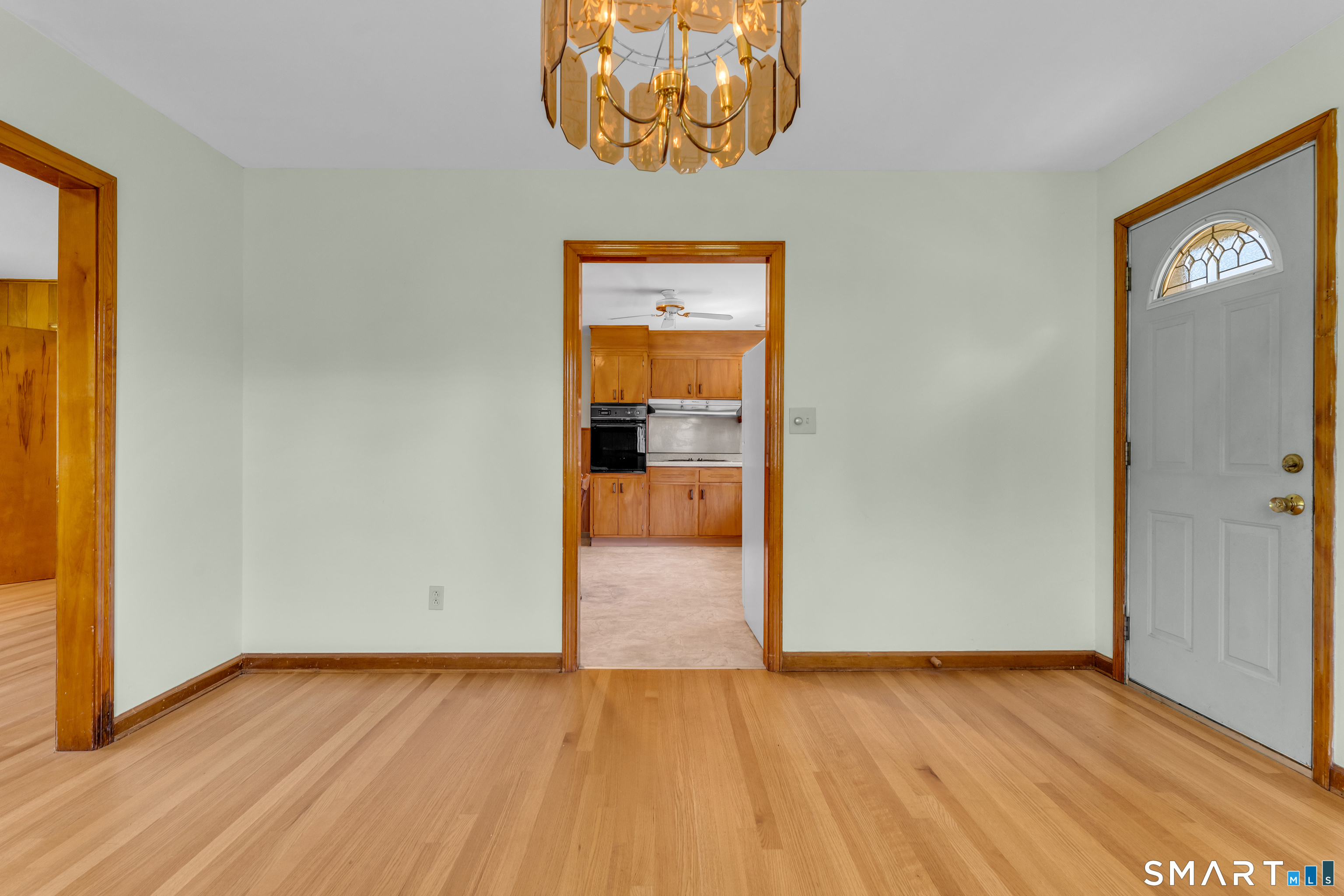 98 Upper State Street photo 15