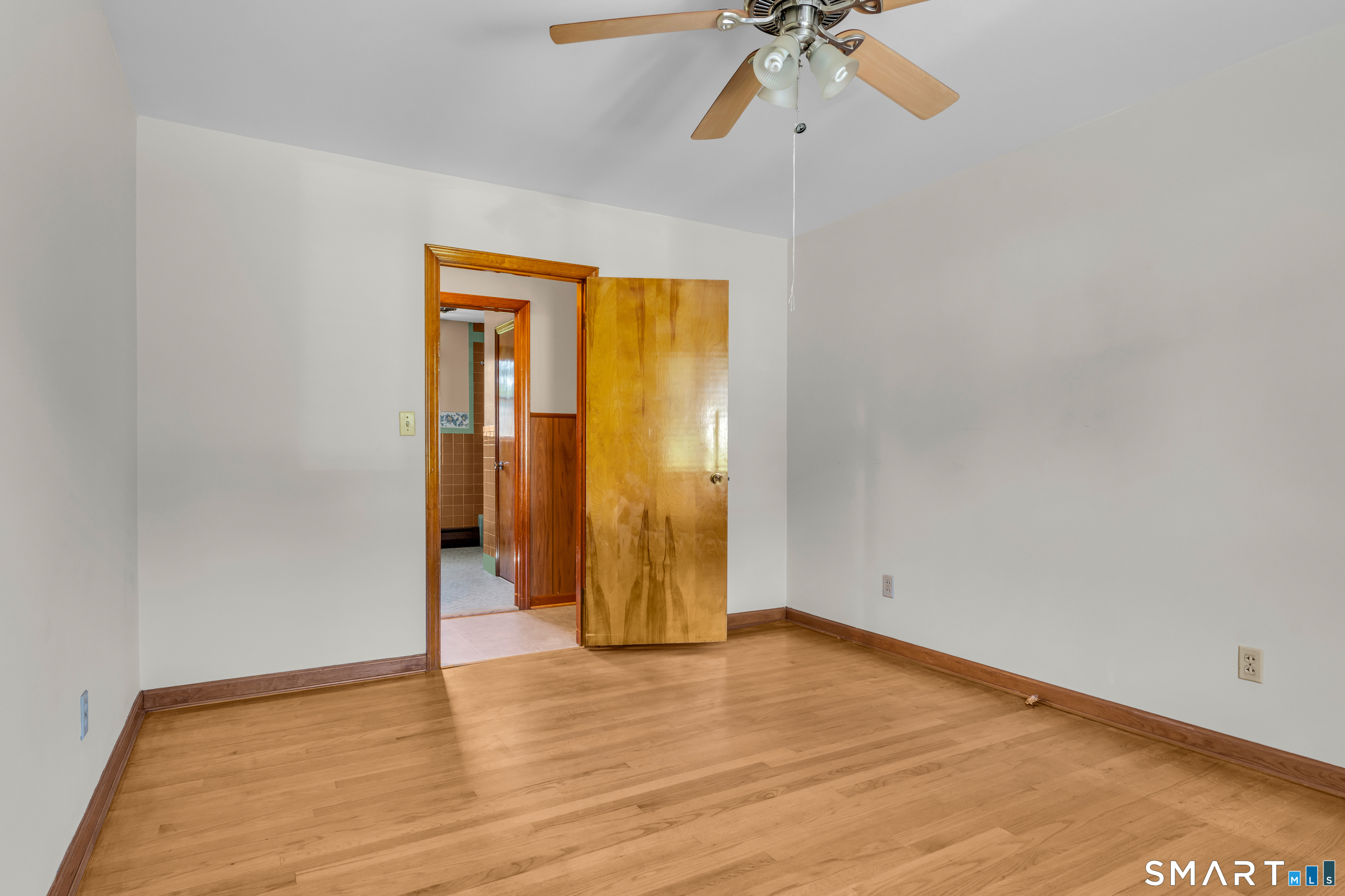 98 Upper State Street photo 28