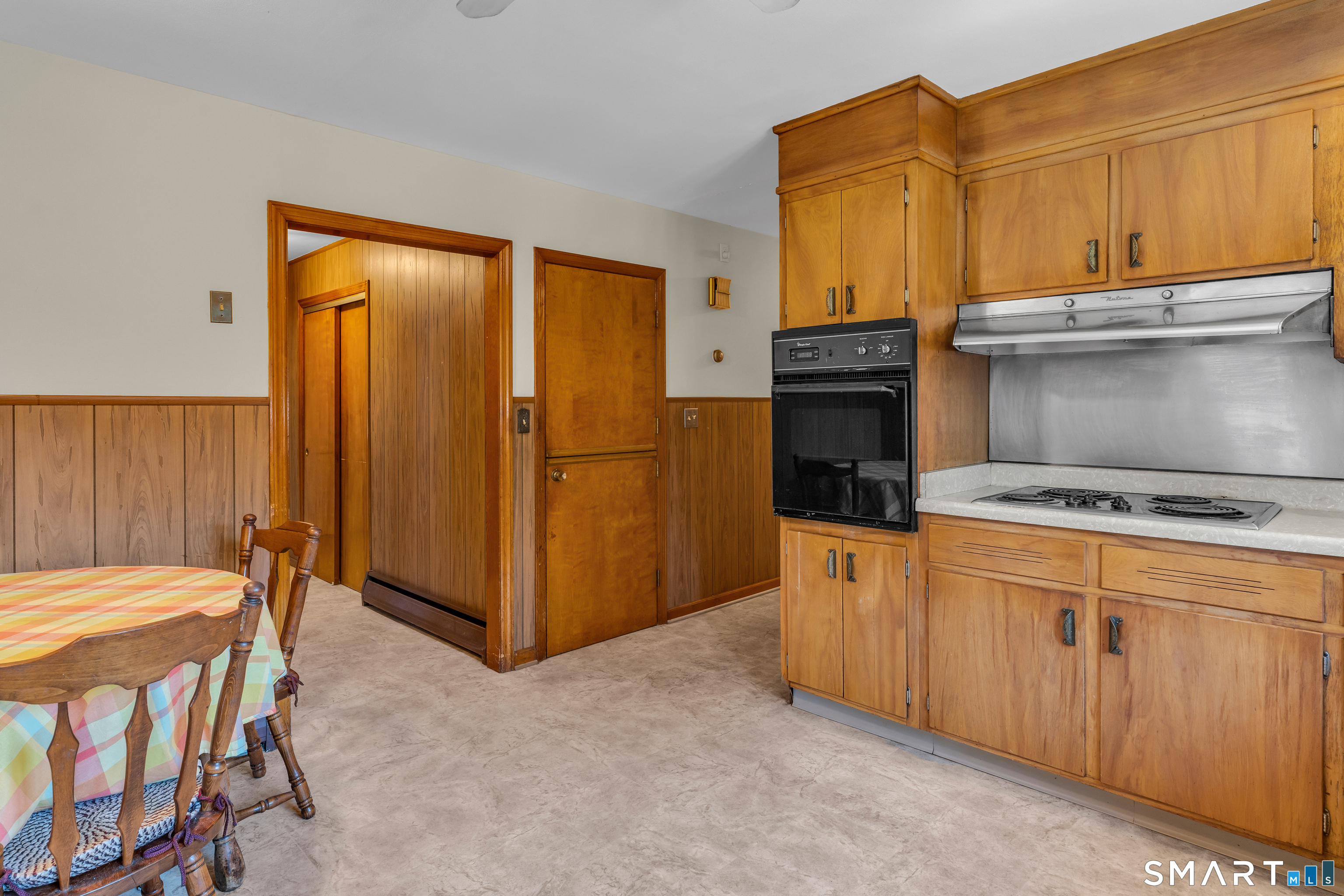98 Upper State Street photo 21