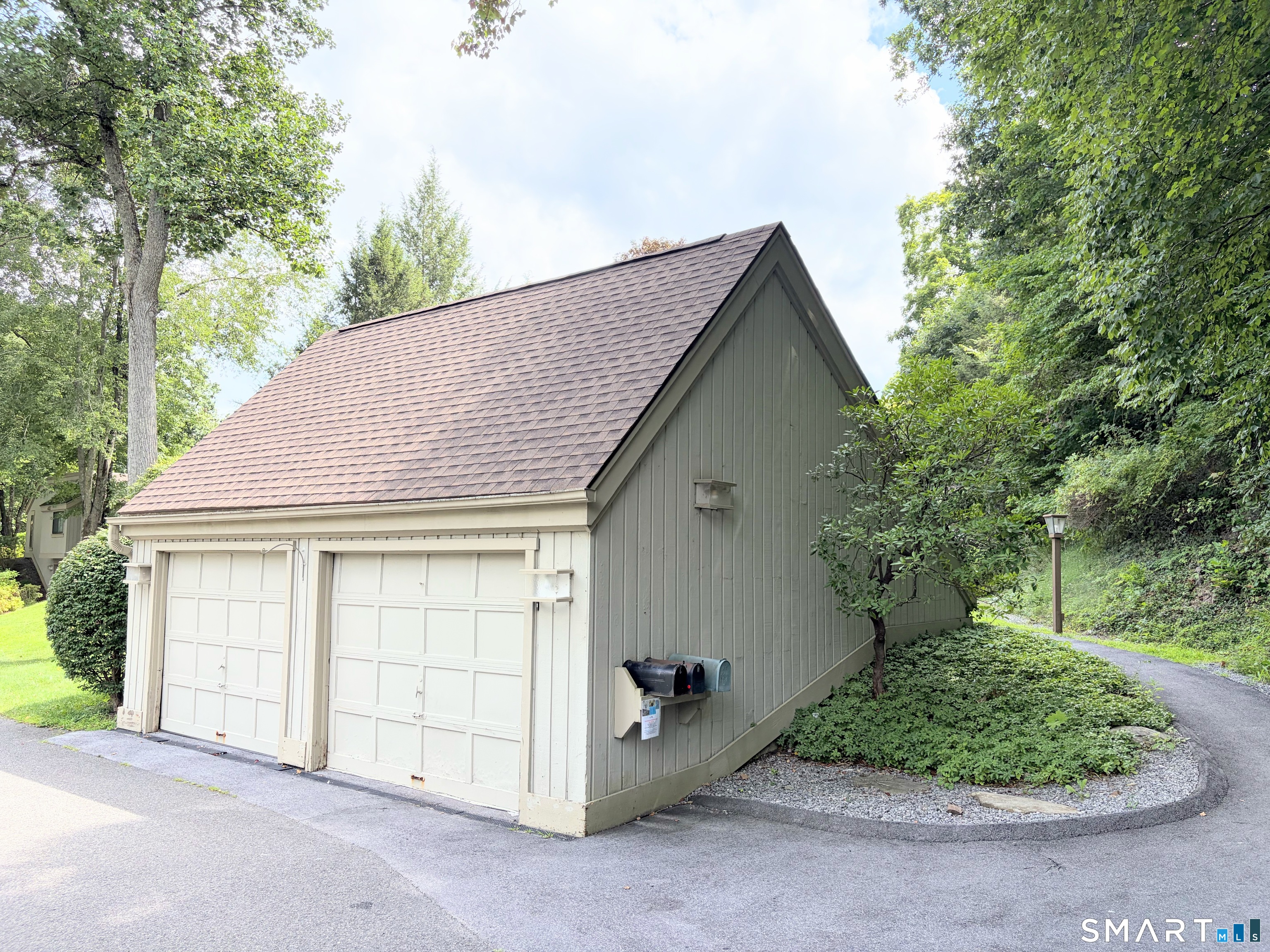 397 Heritage Village Unit #B photo 21