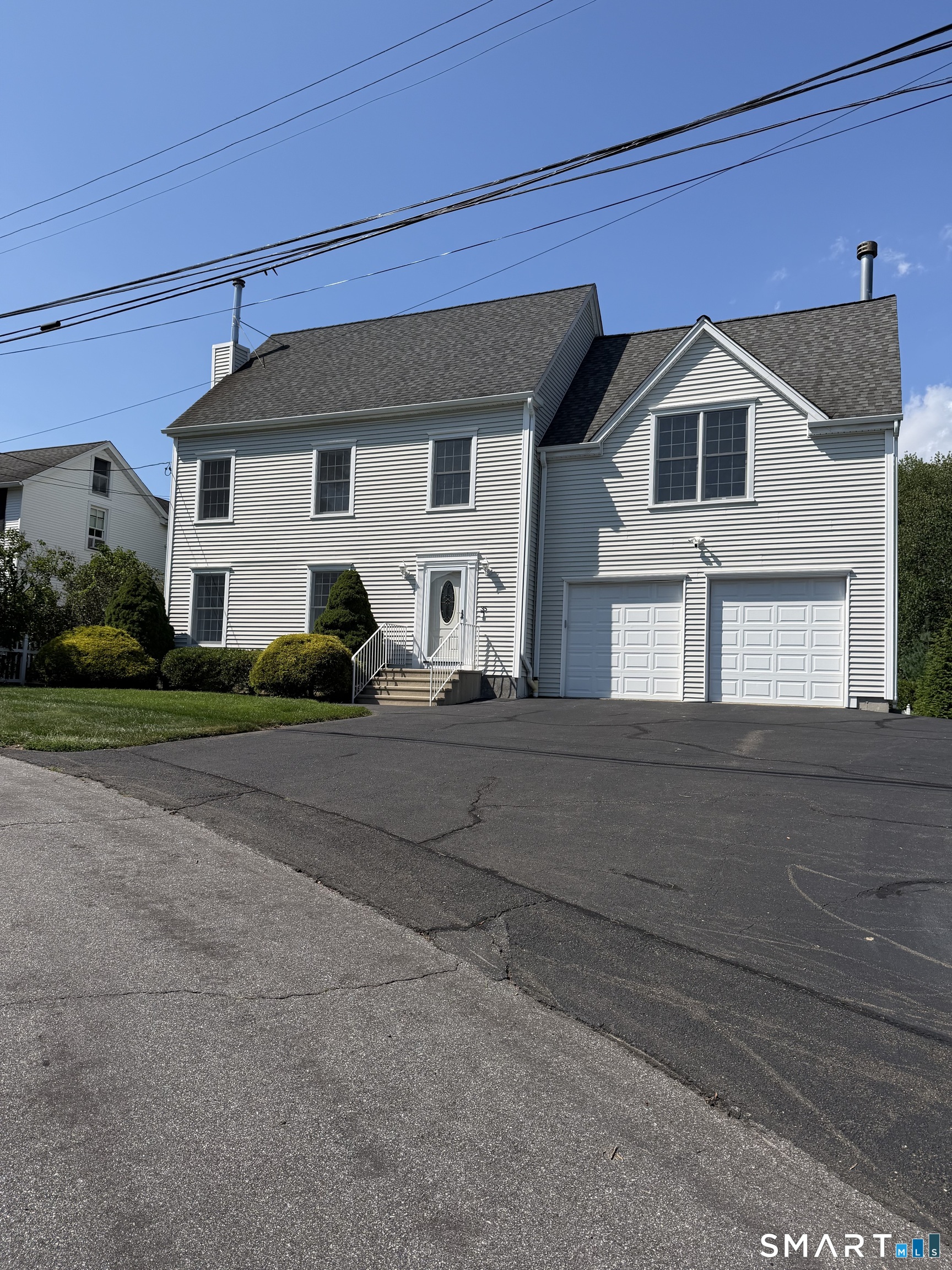35 Sherwood Place, Fairfield, Connecticut 06890