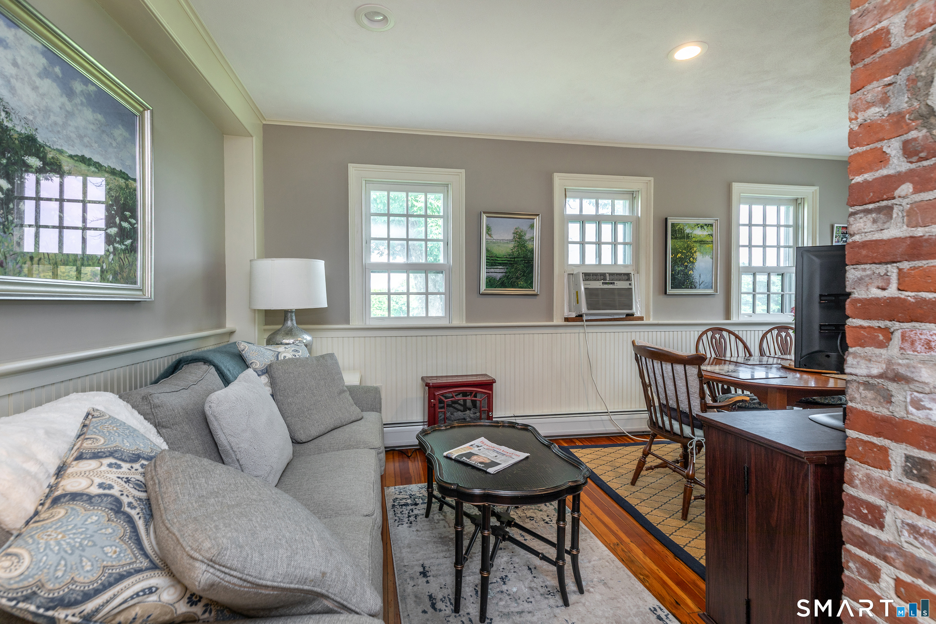 162 Hutchinson Parkway photo 17