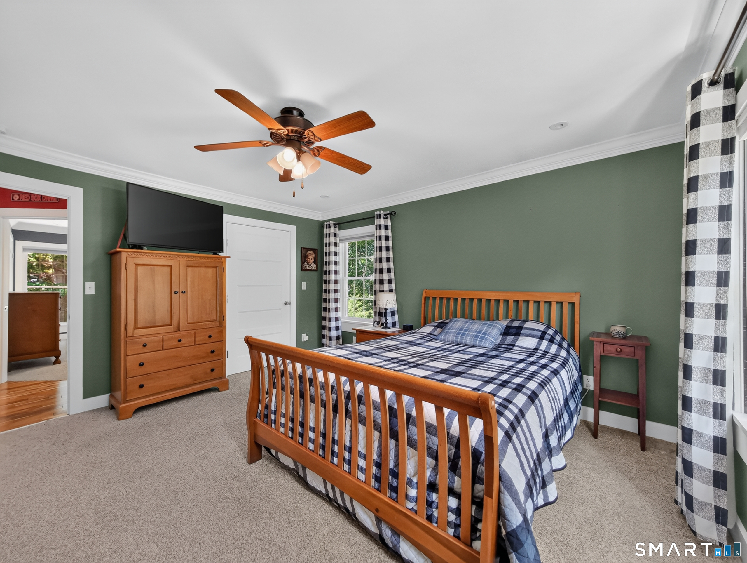 128 Windwood Way photo 18
