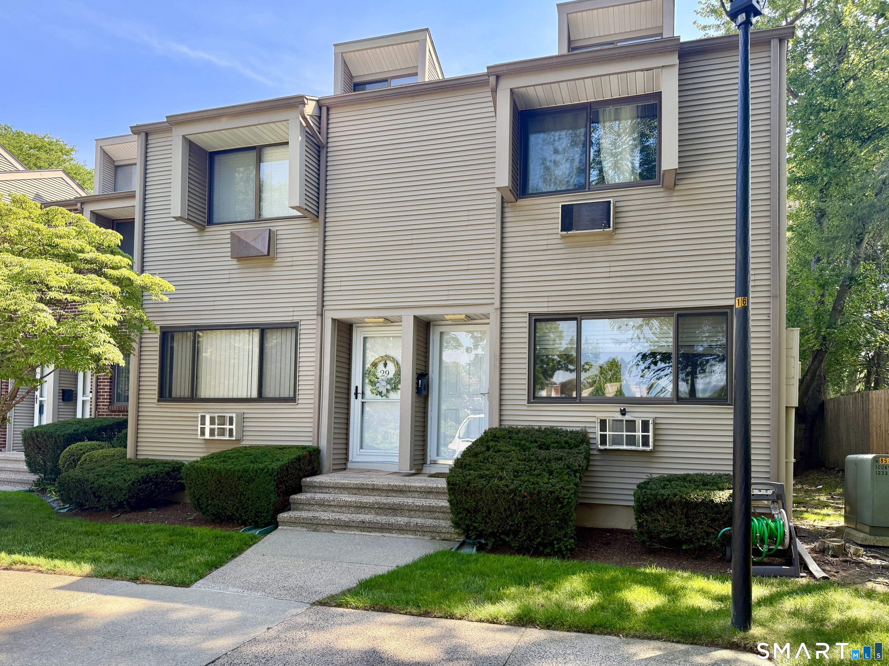 168 Belltown Road, Stamford, Connecticut photo 2