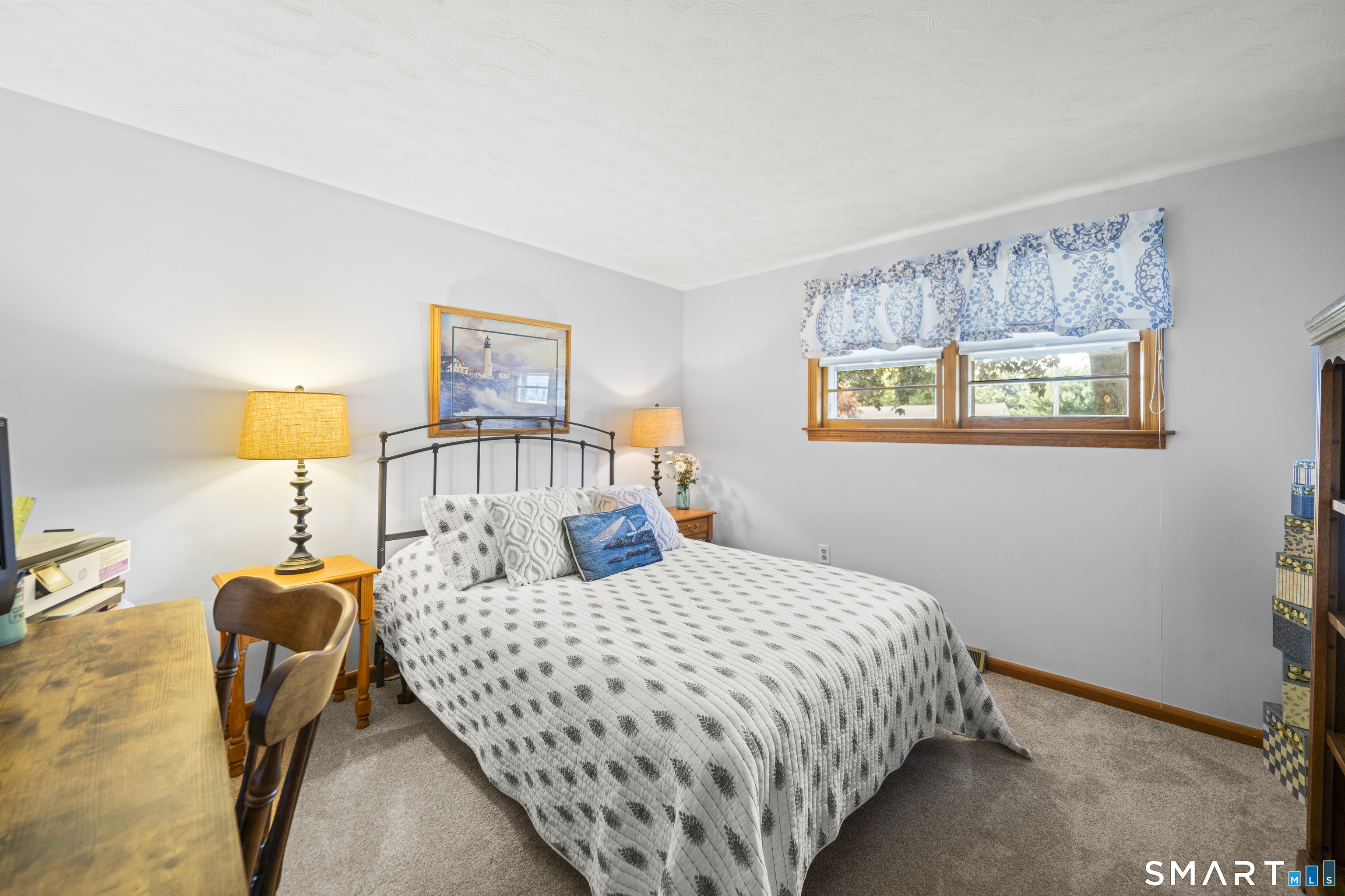11 Monroe Road photo 16