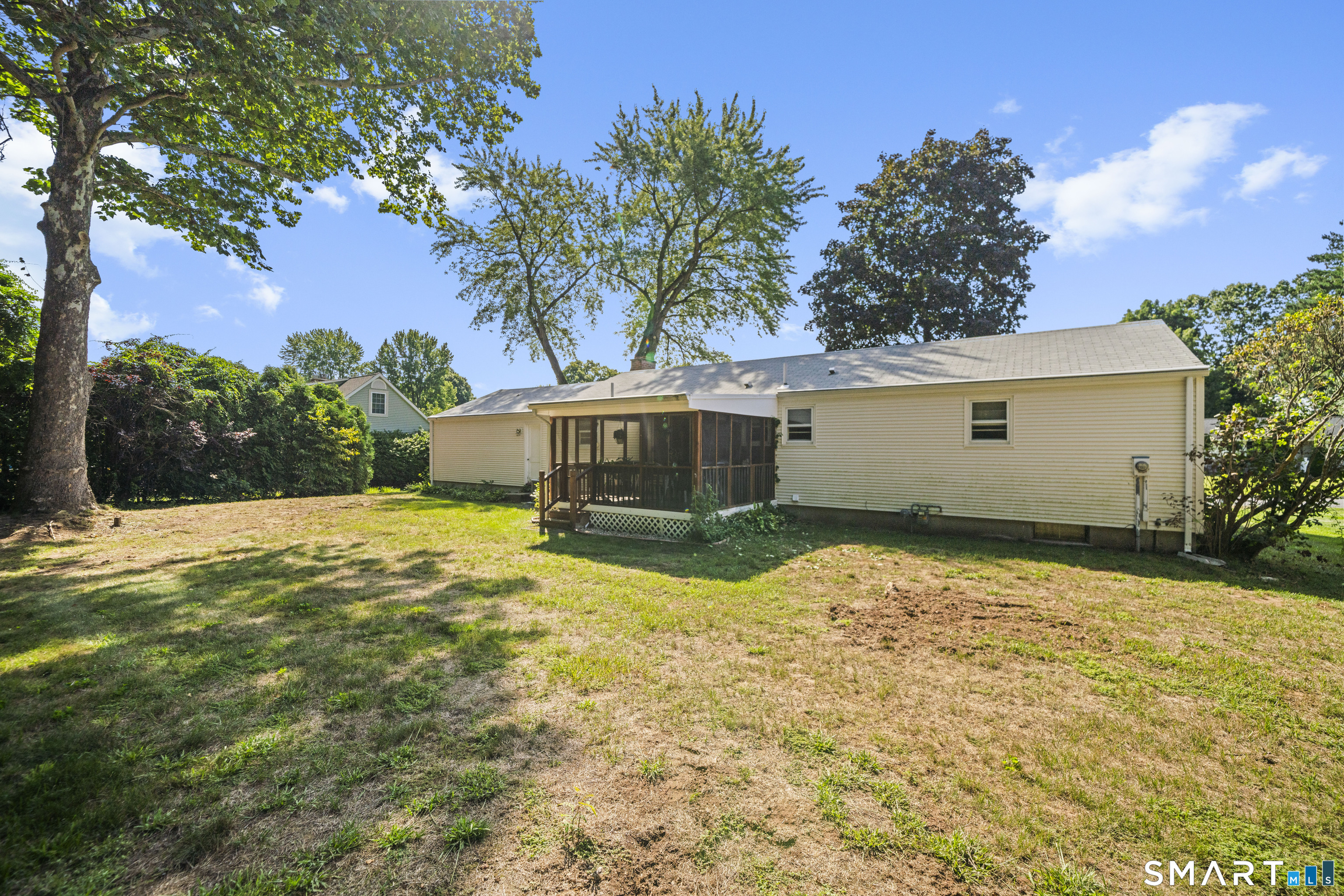 11 Monroe Road photo 28