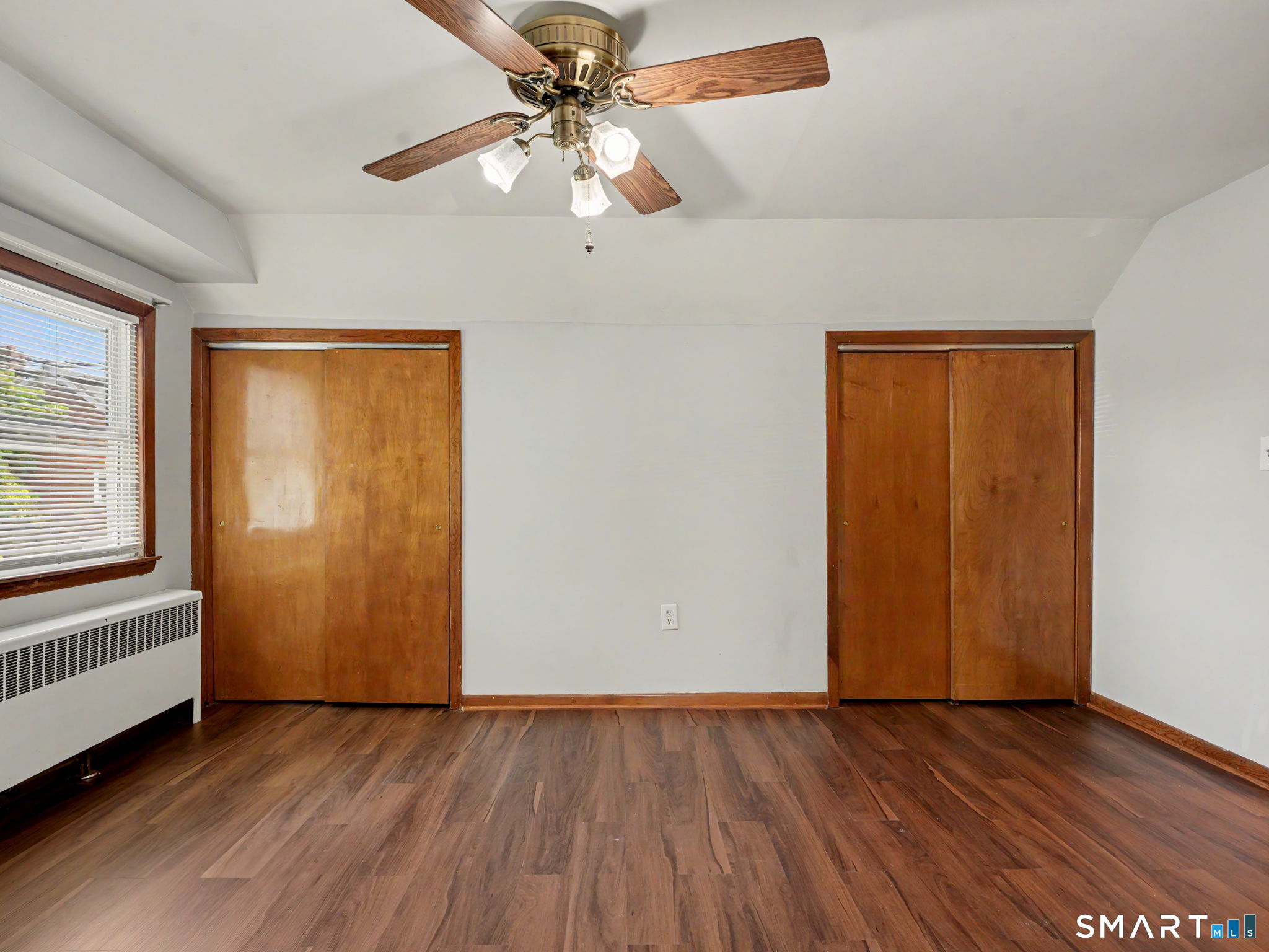 196 North Anthony Street photo 20