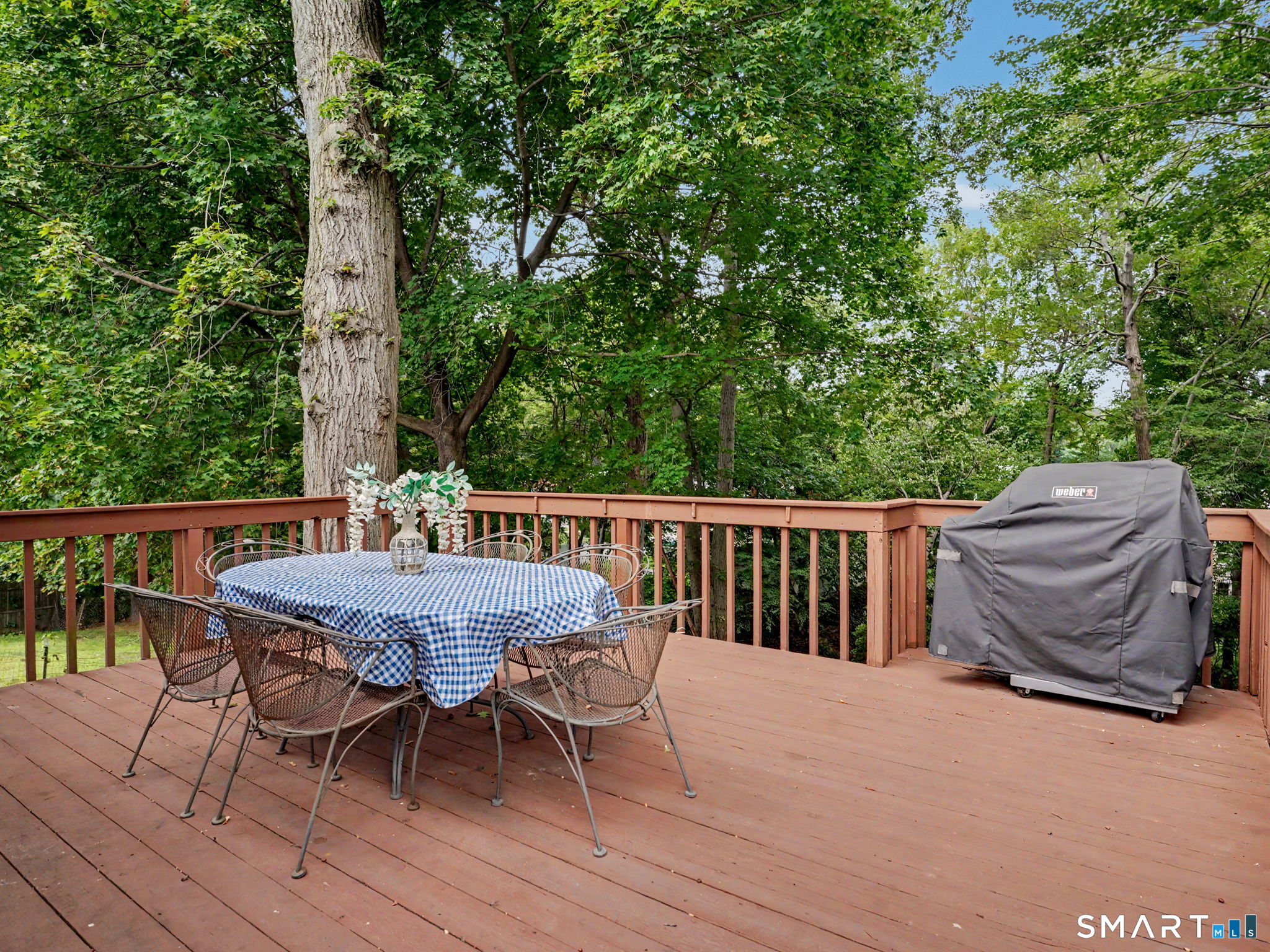 196 North Anthony Street photo 32