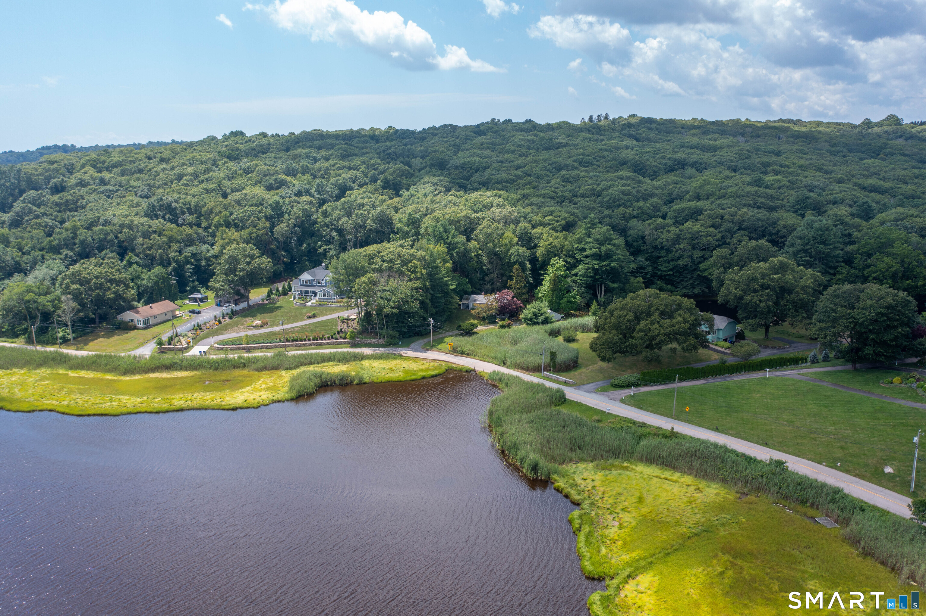 883 River Road photo 20