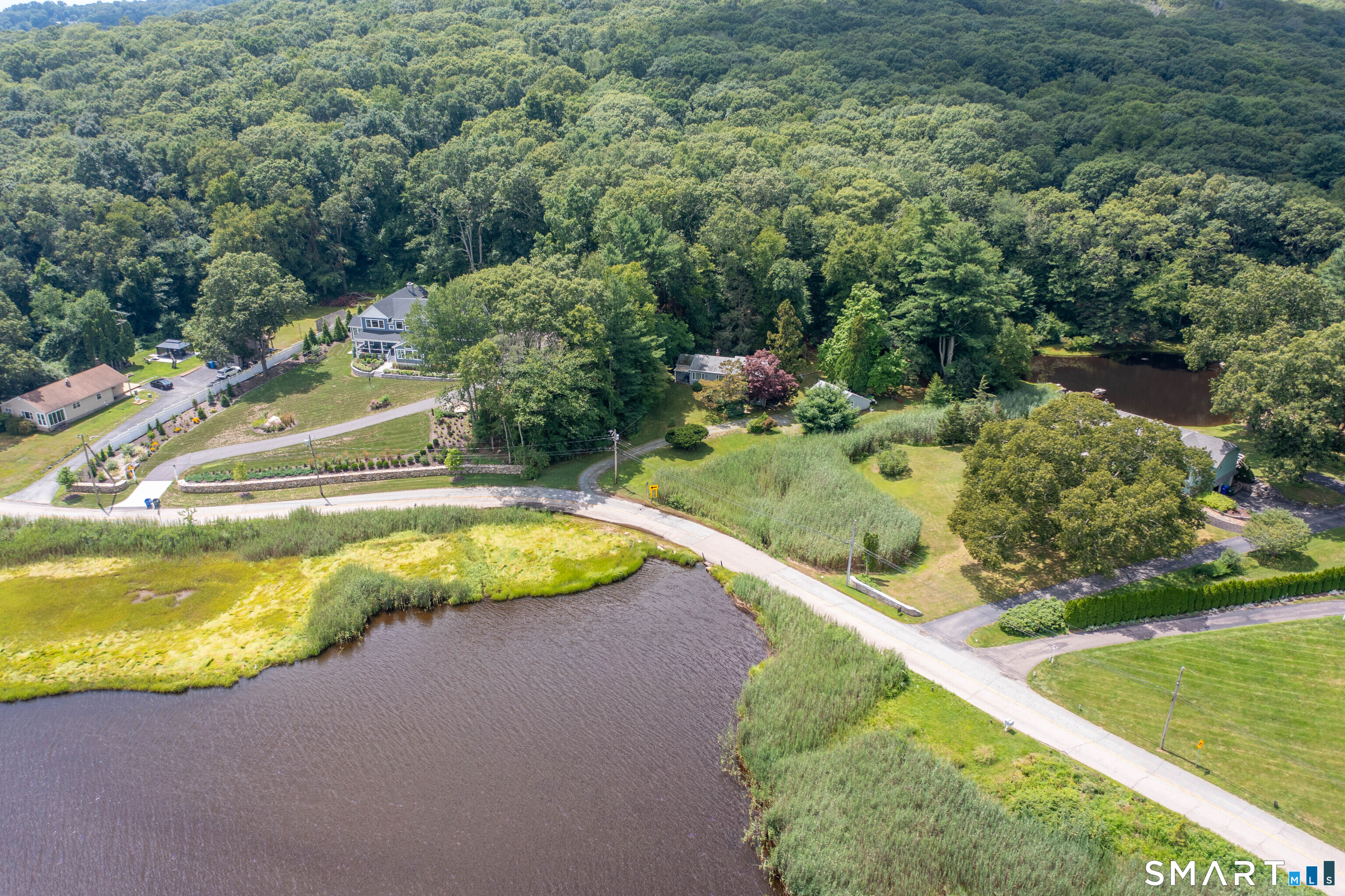 883 River Road photo 19