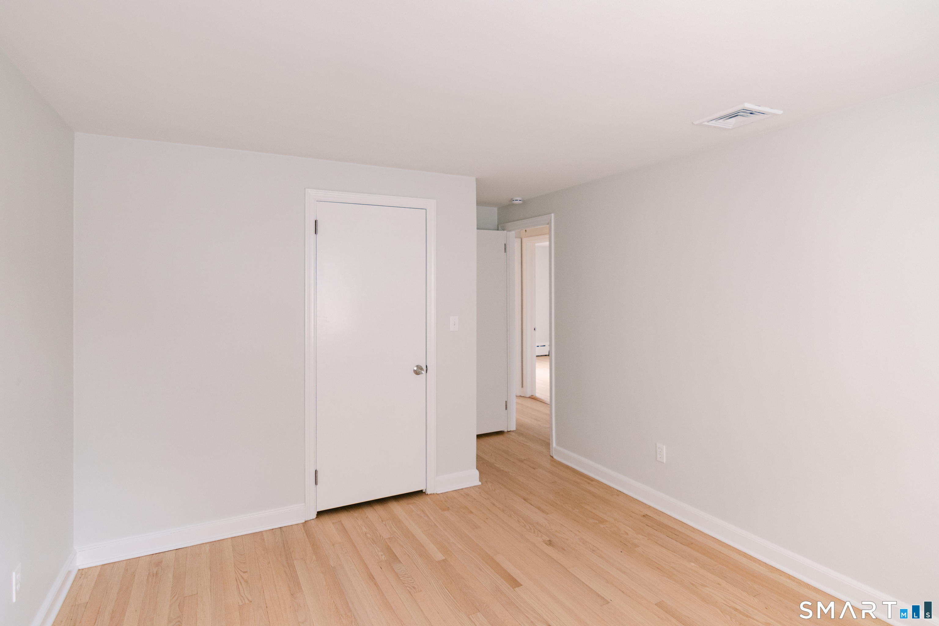 55 Cos Cob Avenue photo 12