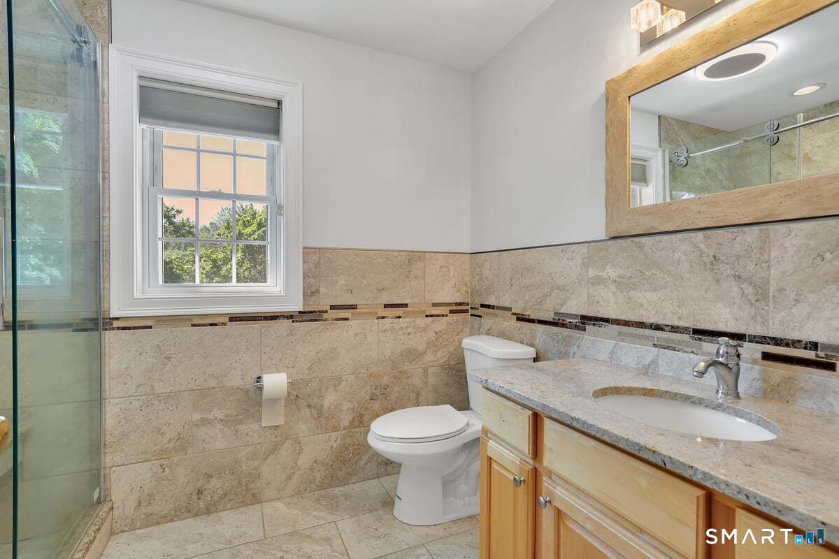 95 Higgins Road photo 21