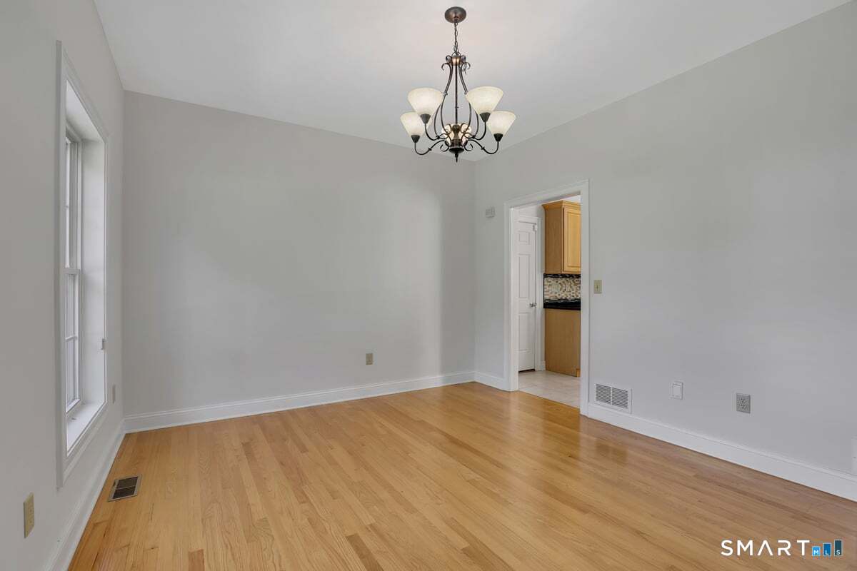 95 Higgins Road photo 14