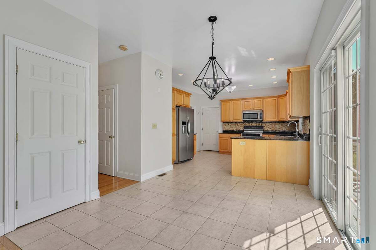 95 Higgins Road photo 7