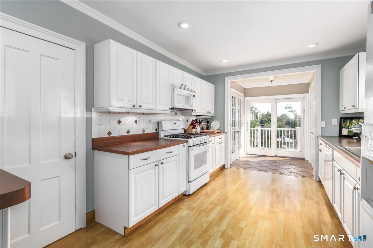 37 Washington Avenue photo 11