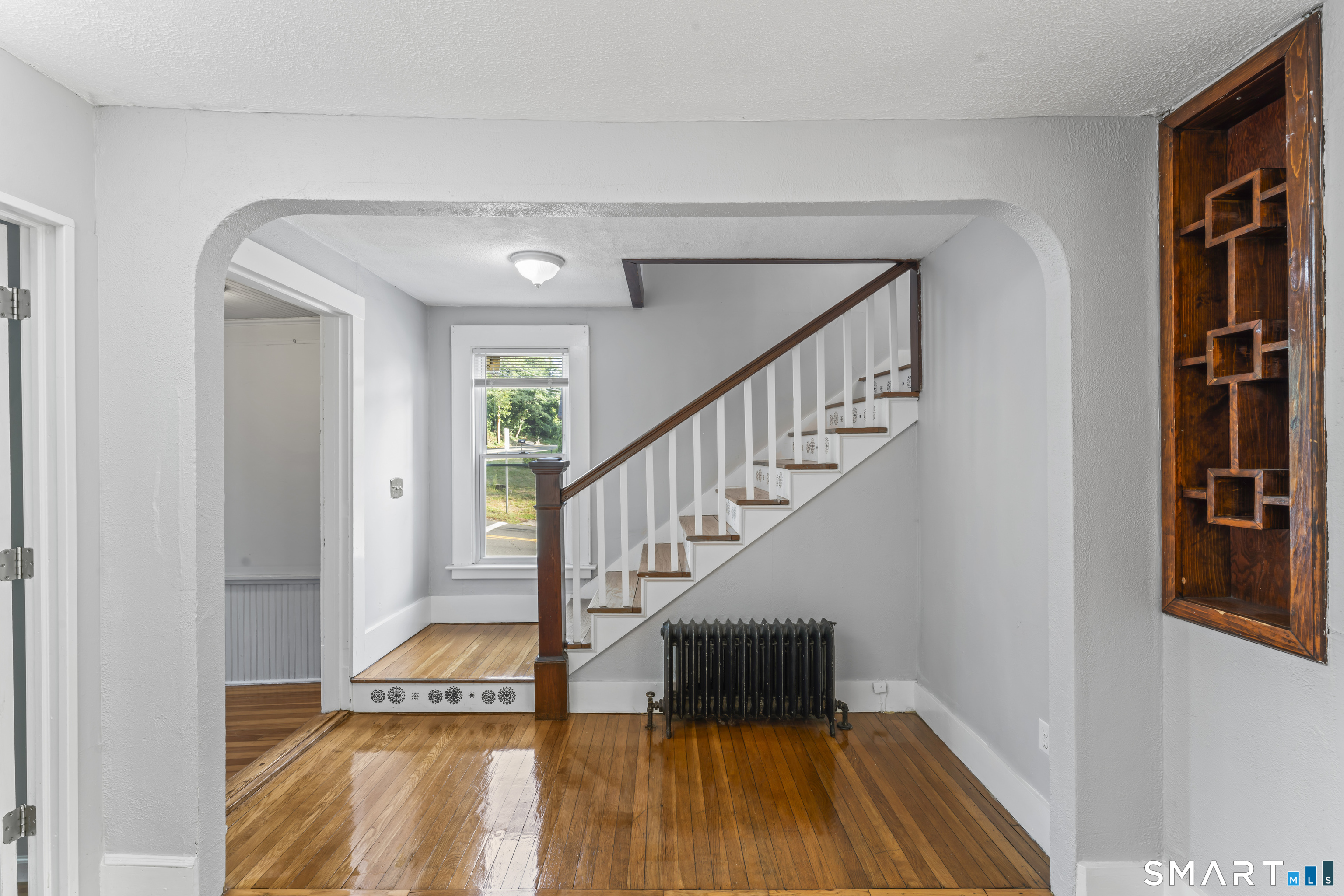 33 Evergreen Avenue photo 15