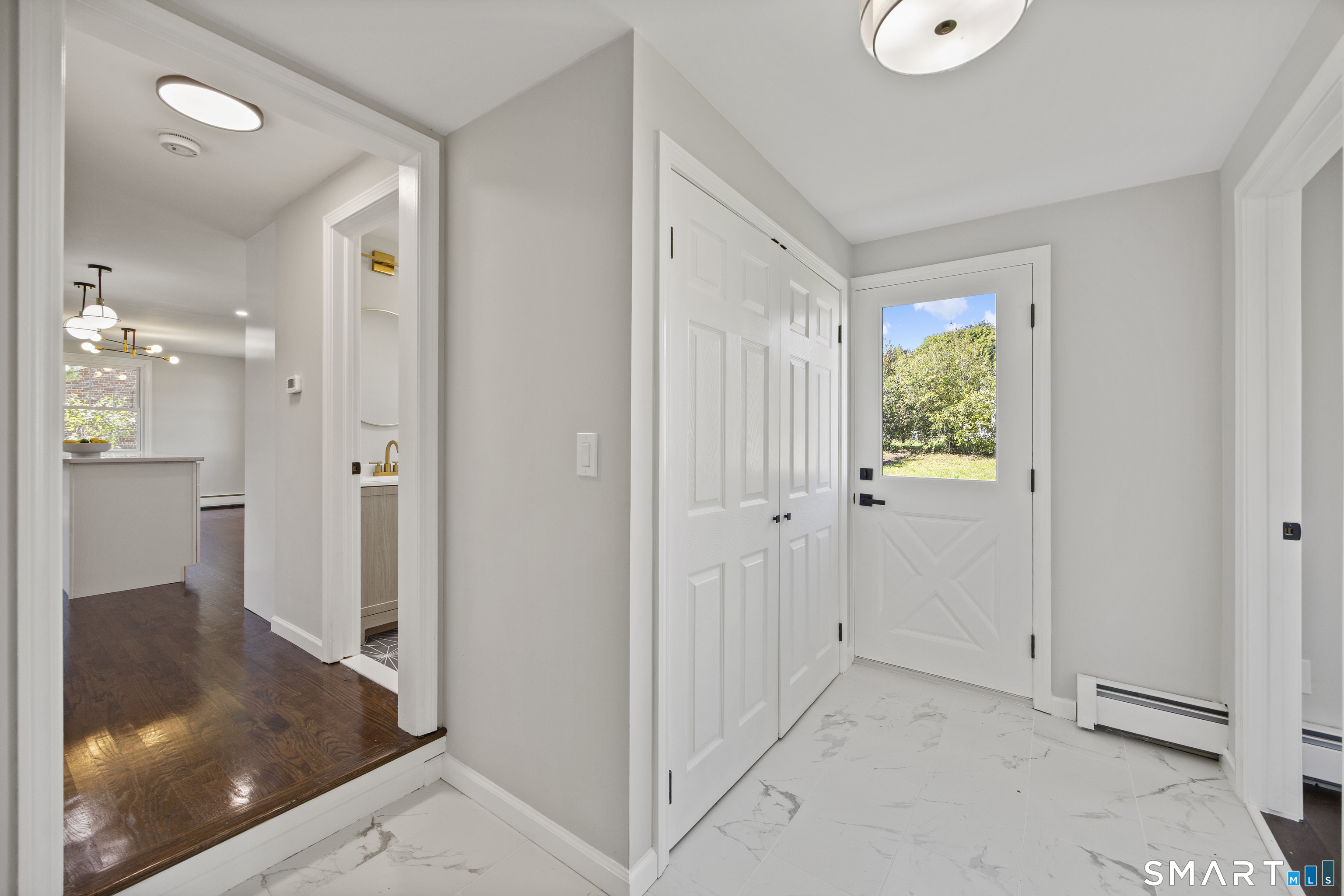 325 Circle Drive photo 16