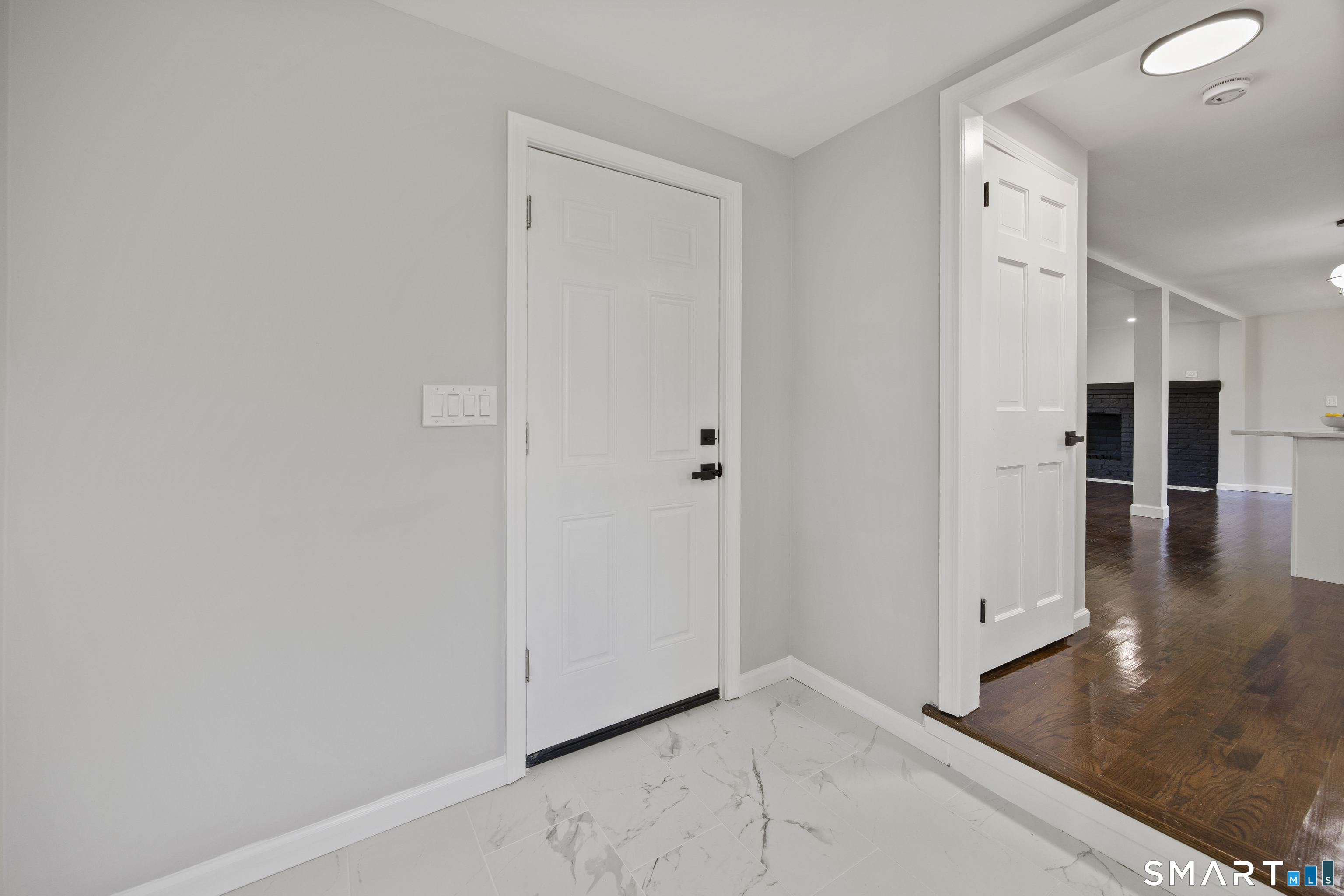 325 Circle Drive photo 17