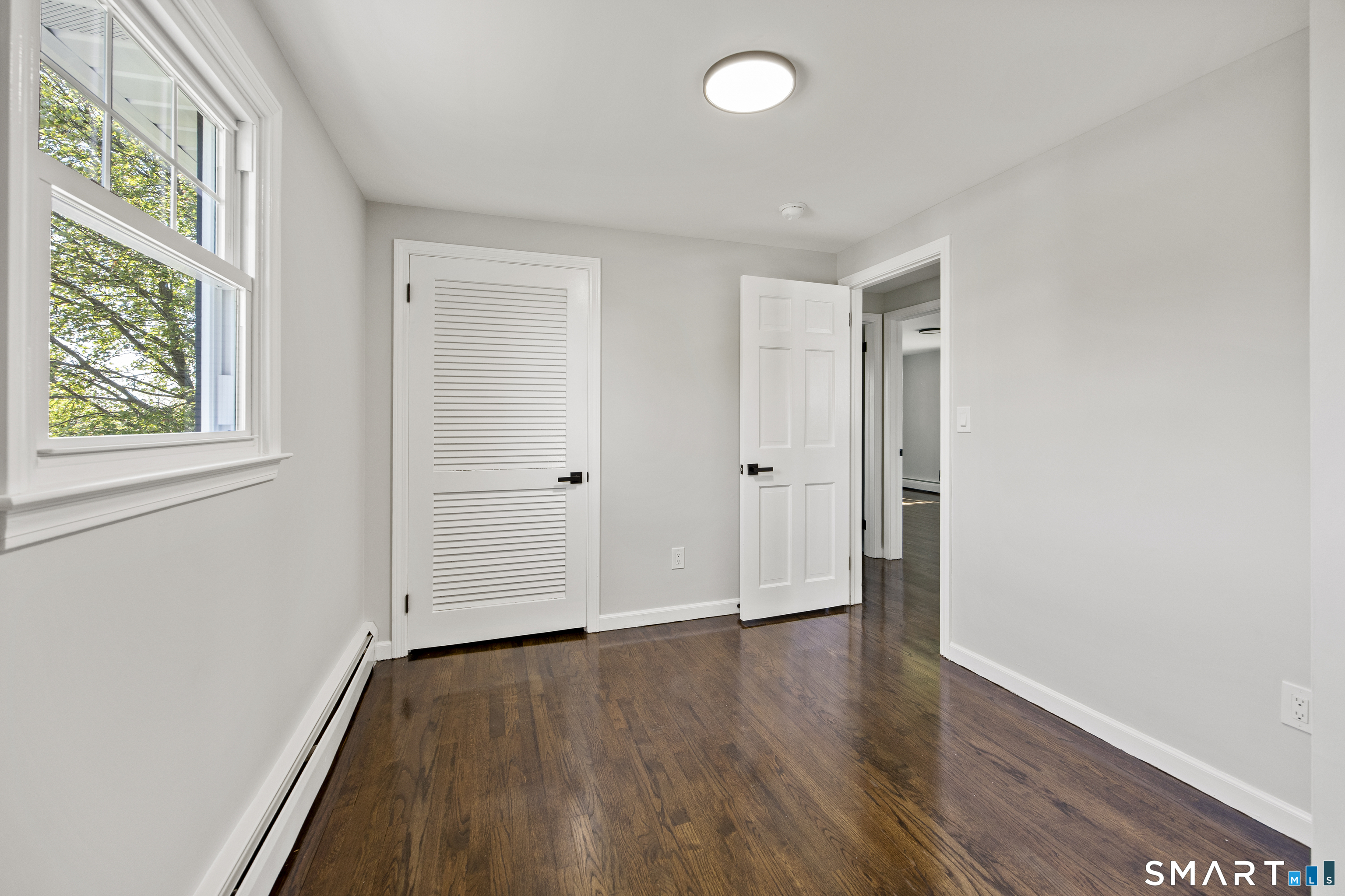 325 Circle Drive photo 31
