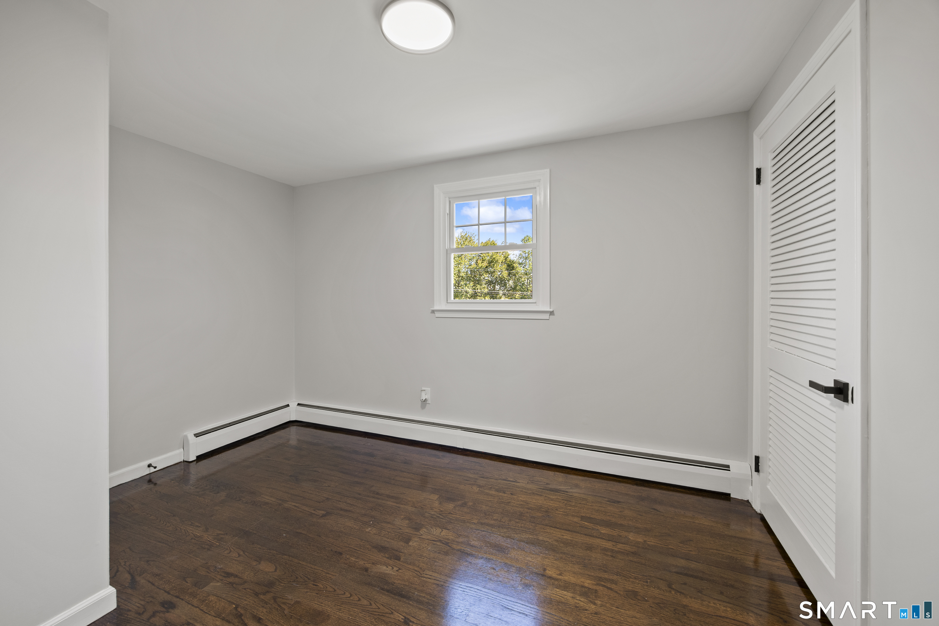 325 Circle Drive photo 33