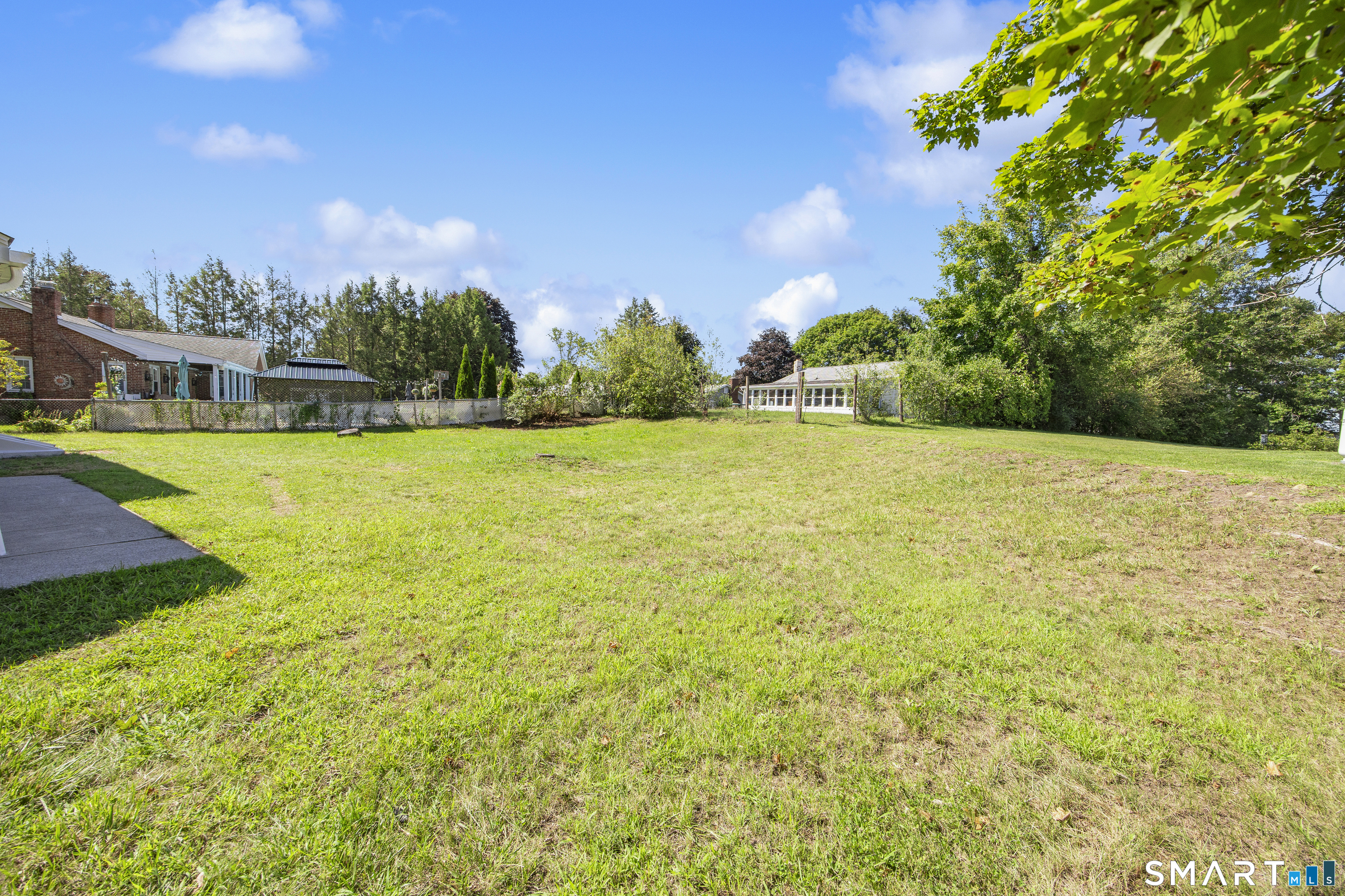 325 Circle Drive photo 37