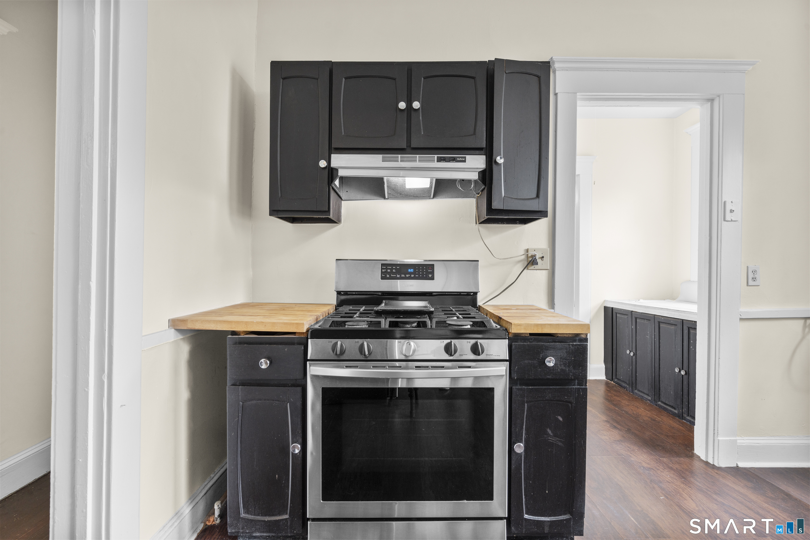 144 Gilbert Avenue Unit #2 photo 2