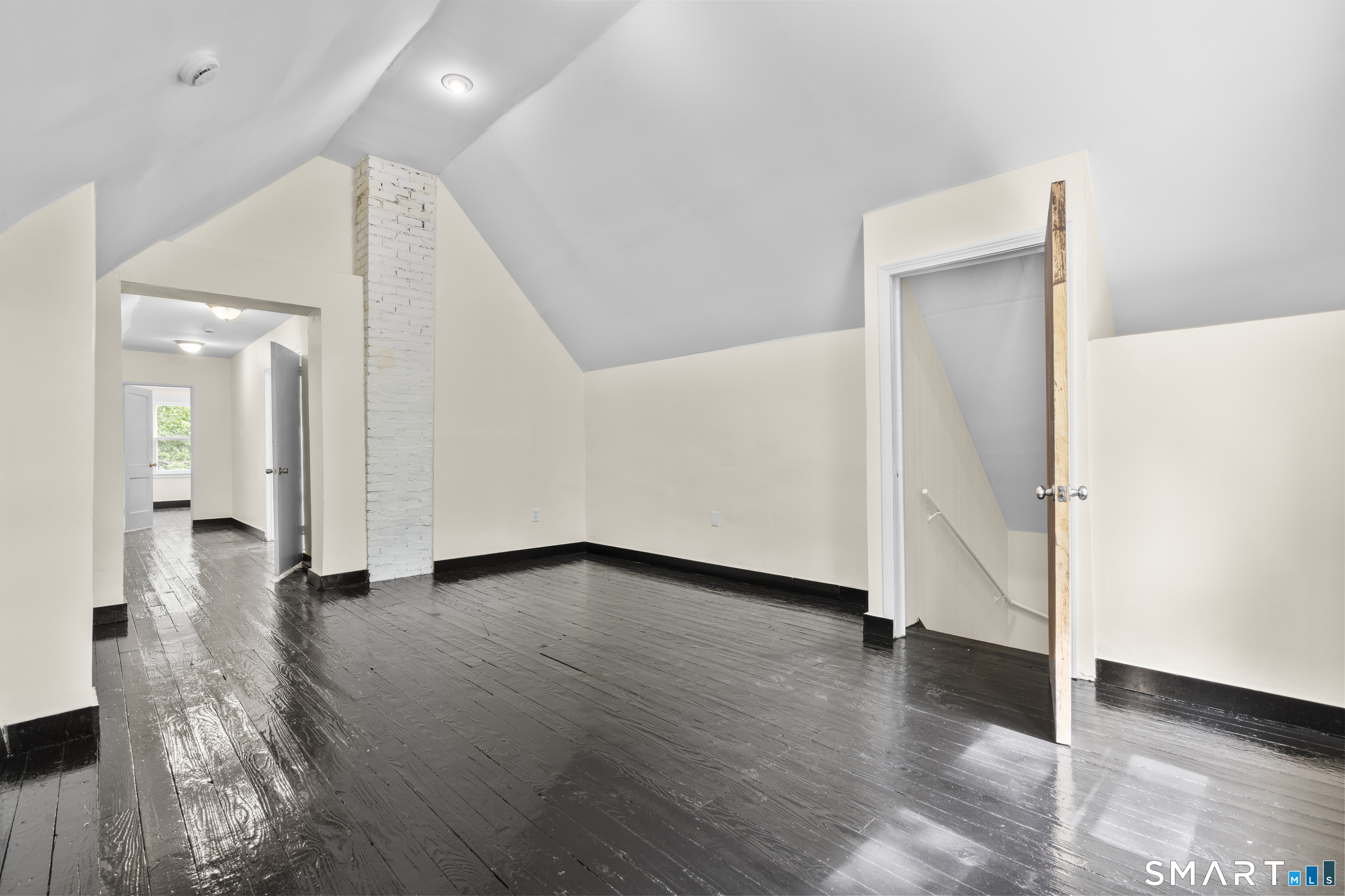 144 Gilbert Avenue Unit #2 photo 18