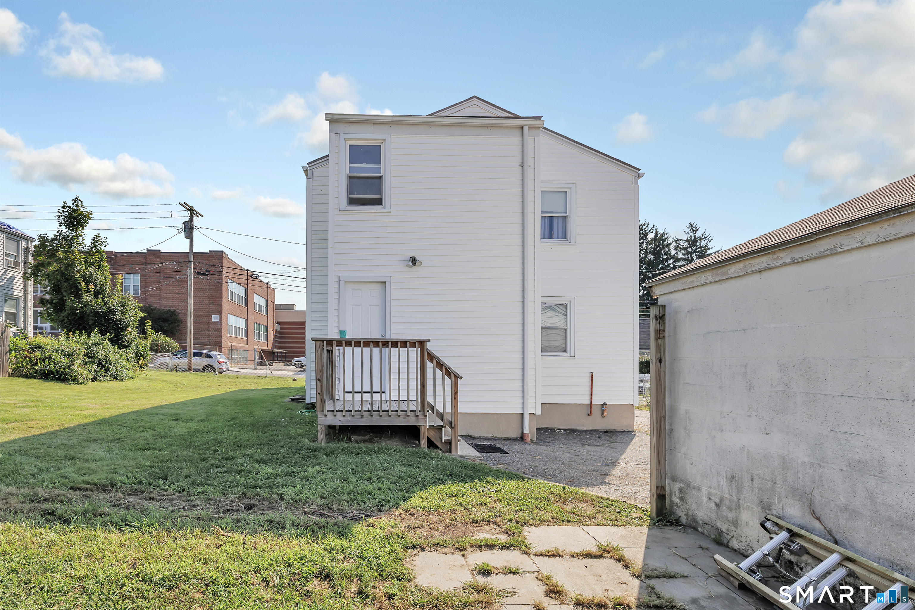 35-37 Omega Avenue photo 26