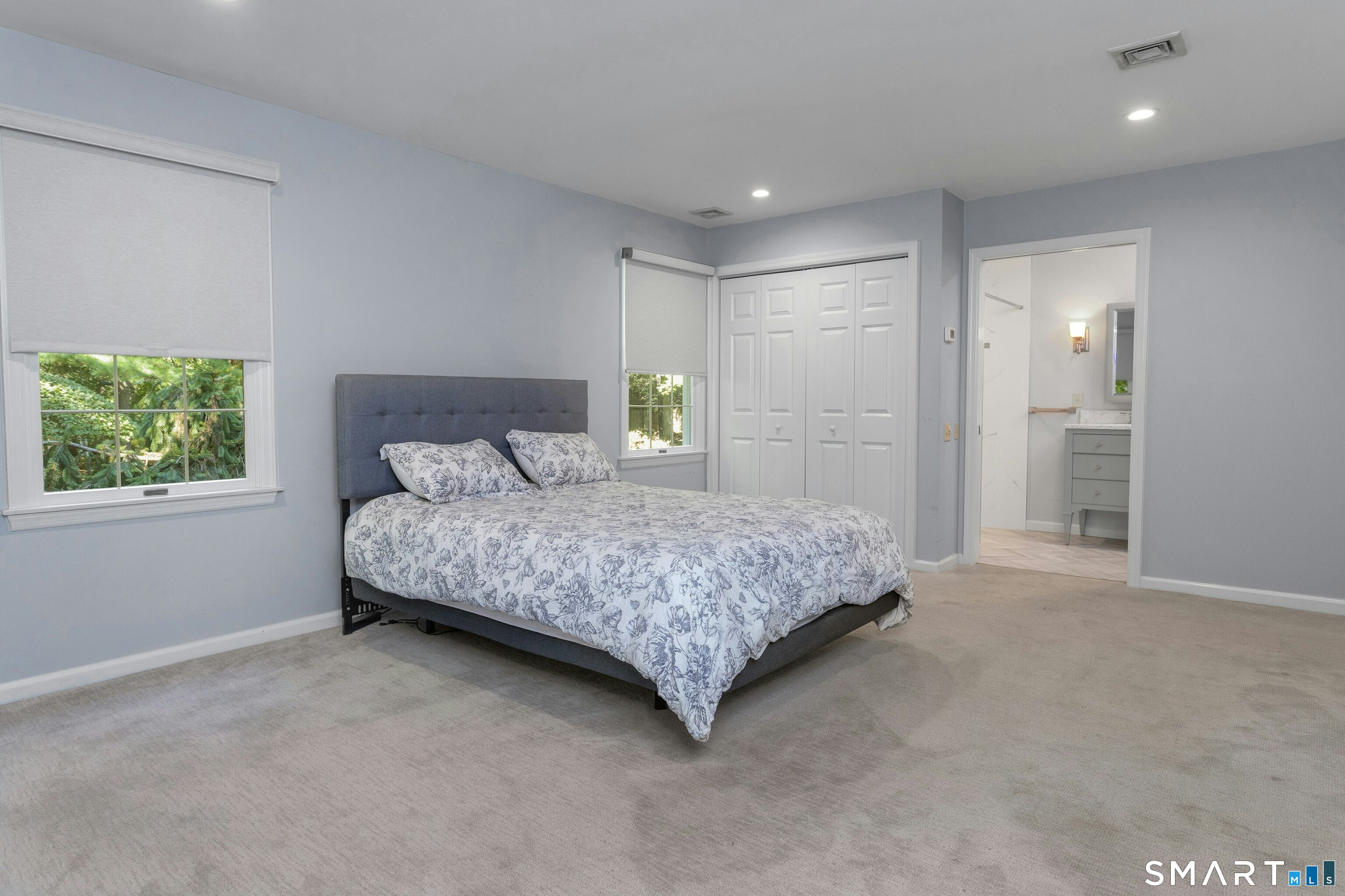 45 East Common Road photo 15