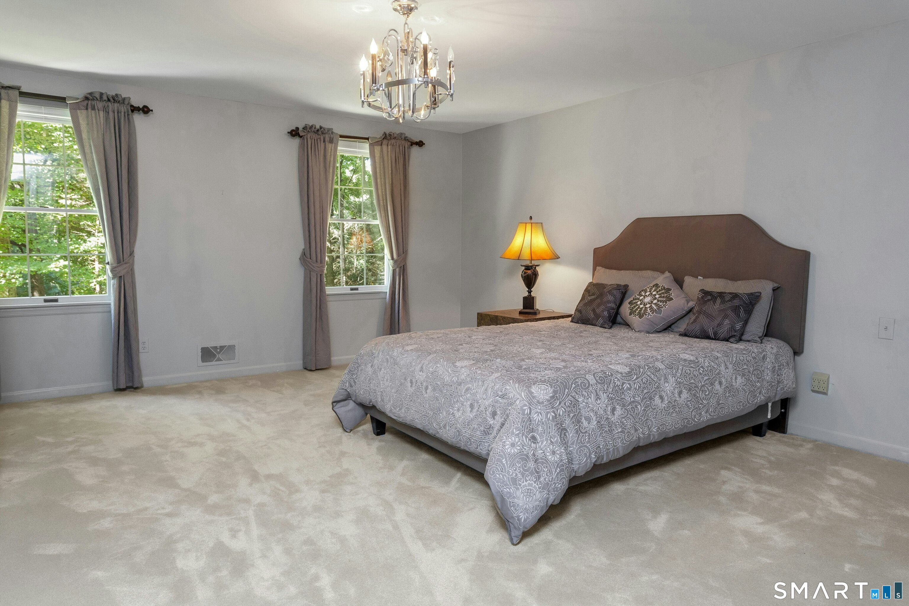 45 East Common Road photo 17