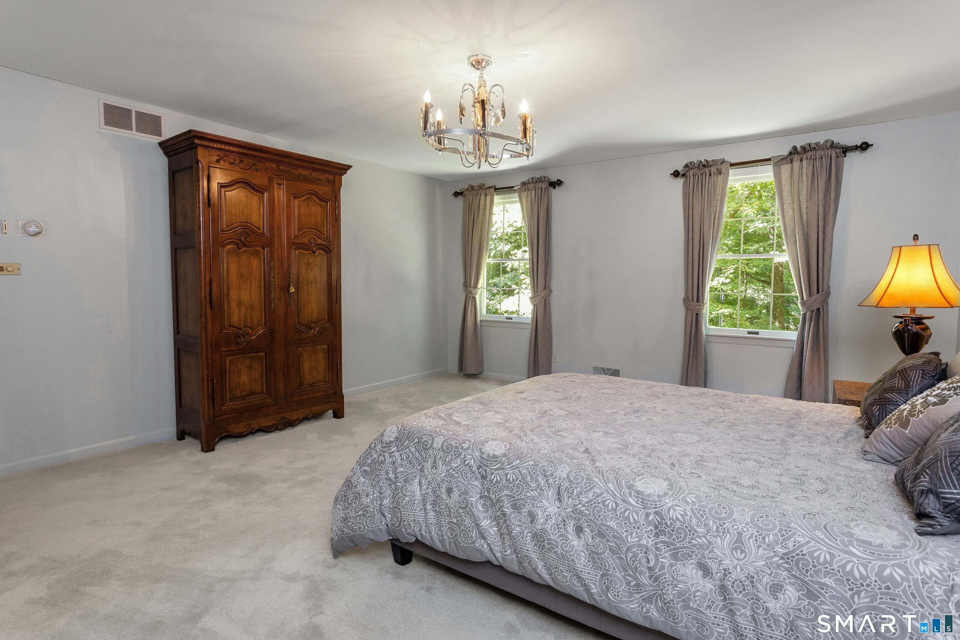 45 East Common Road photo 18