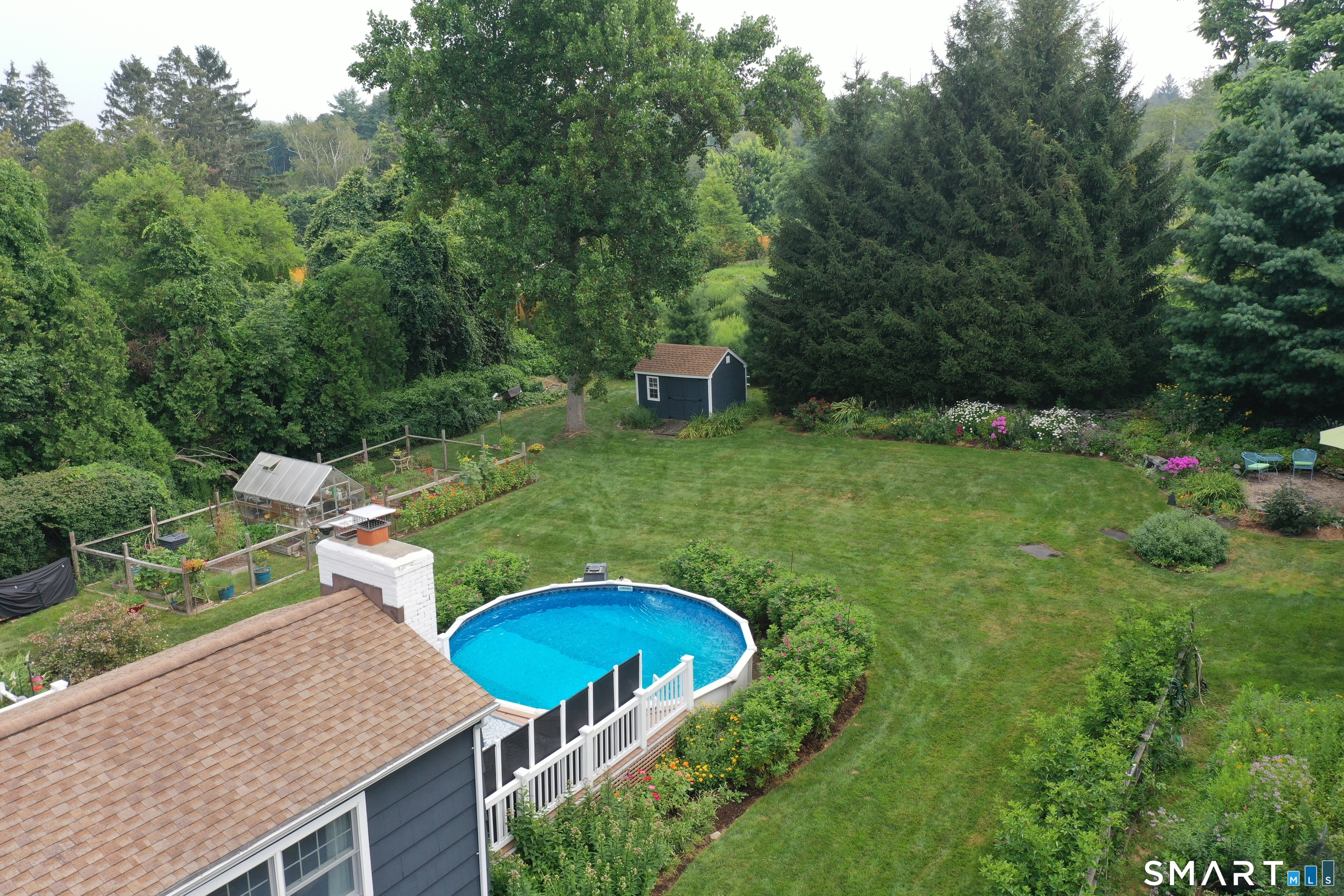 11 Crestwood Drive photo 26