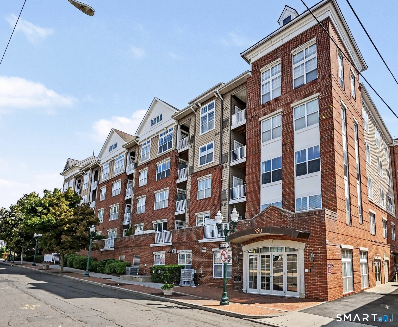 2nd image of 850 E Main St #202, Stamford, CT 06902 | MLS# 24199389