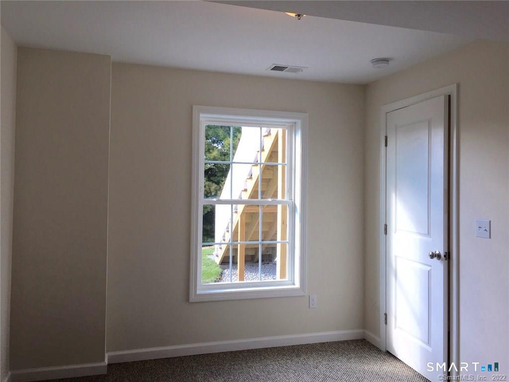 23 Rowland Farm Road photo 9