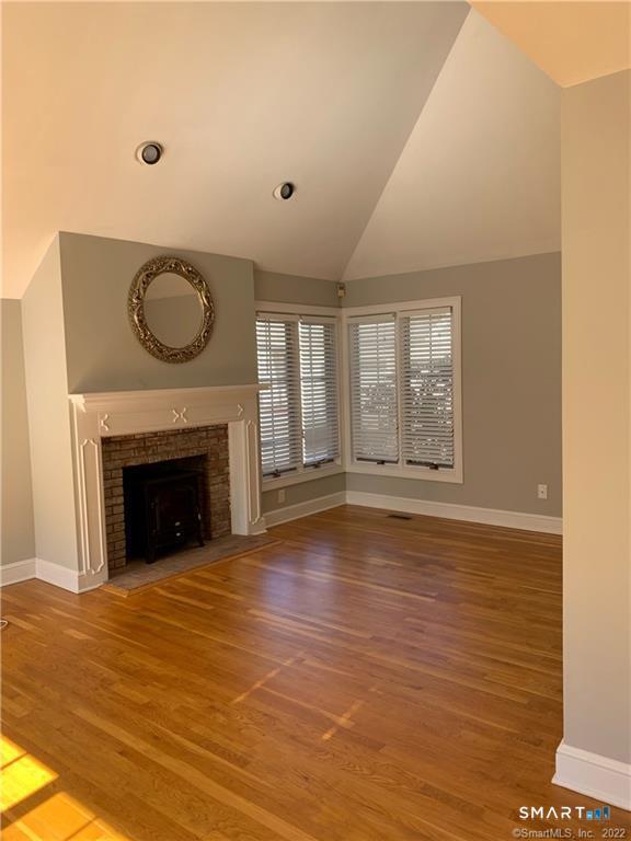 20 Darien Close, Darien, Connecticut photo 2