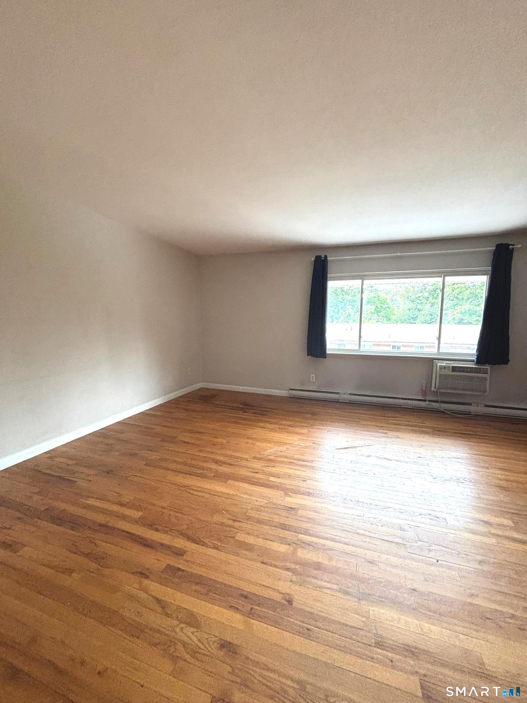 1660 Farmington Avenue Unit #12 photo 9